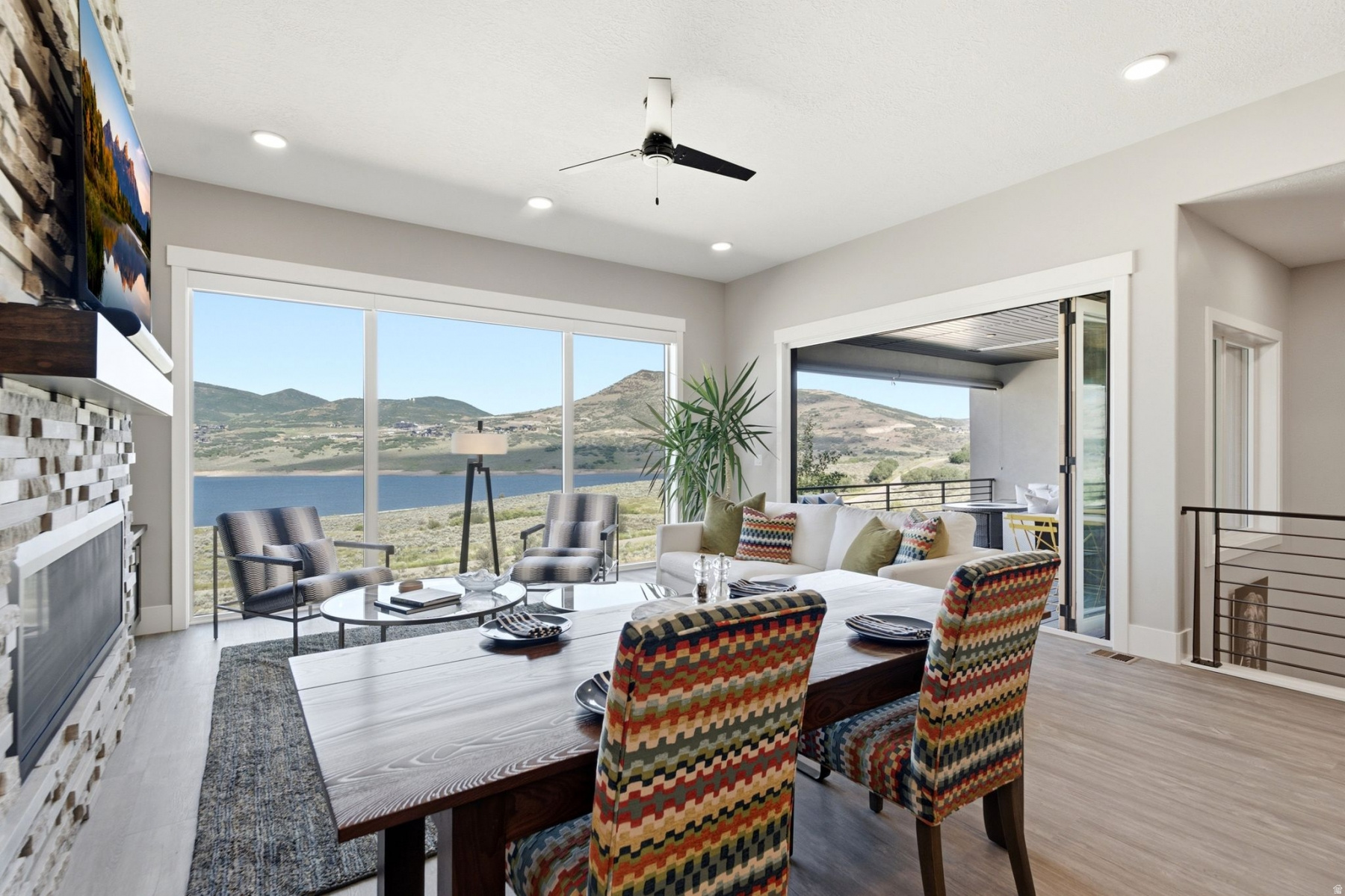SHORELINE - Residential