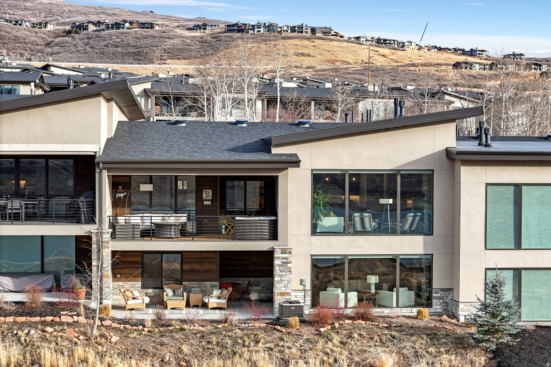 SHORELINE - Residential
