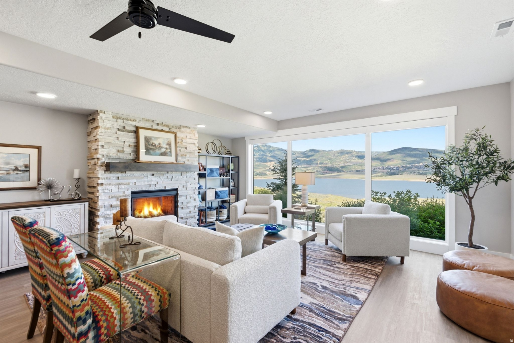 SHORELINE - Residential