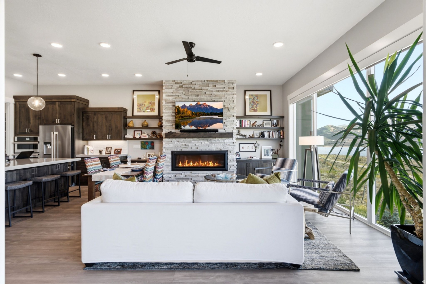 SHORELINE - Residential