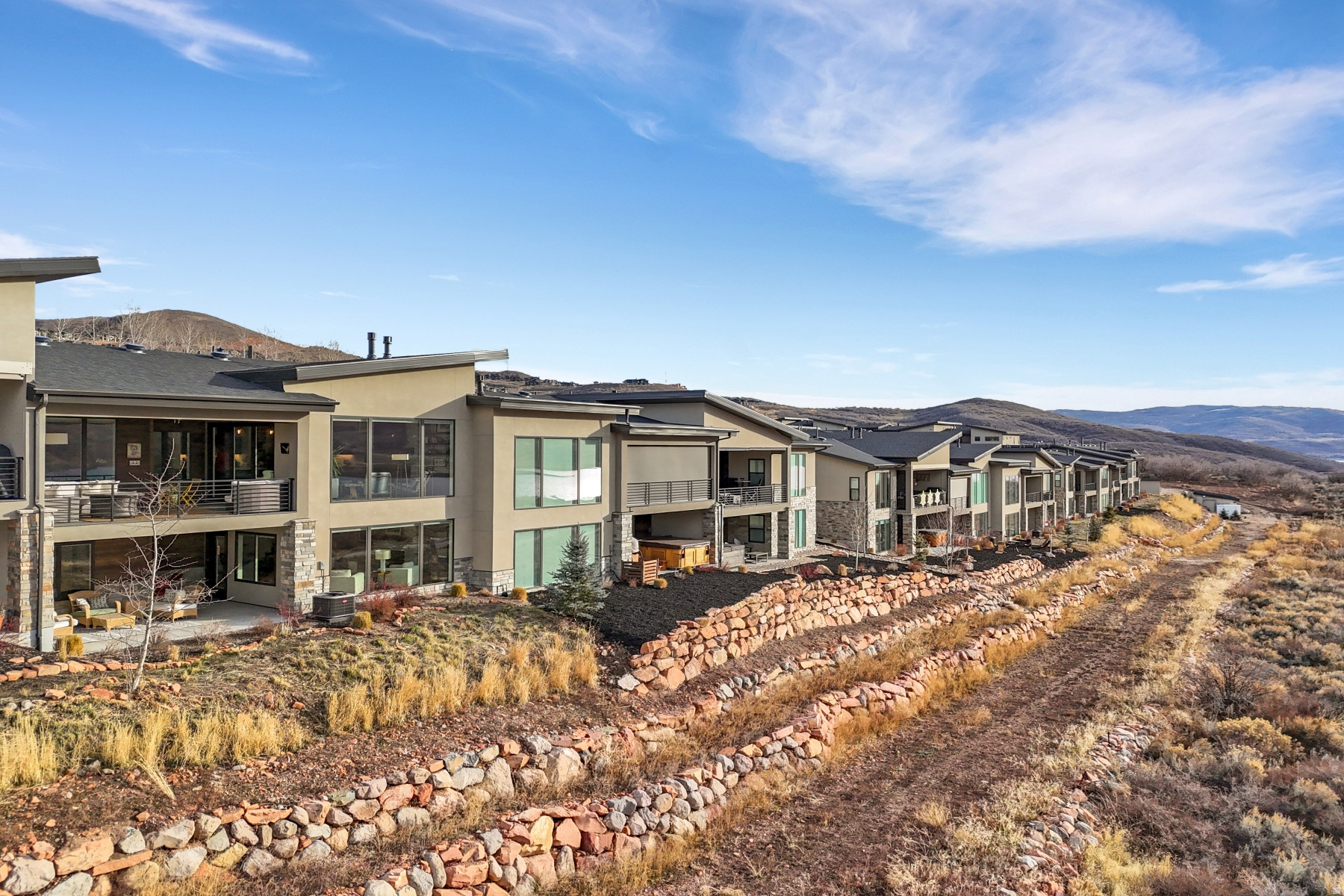 SHORELINE - Residential