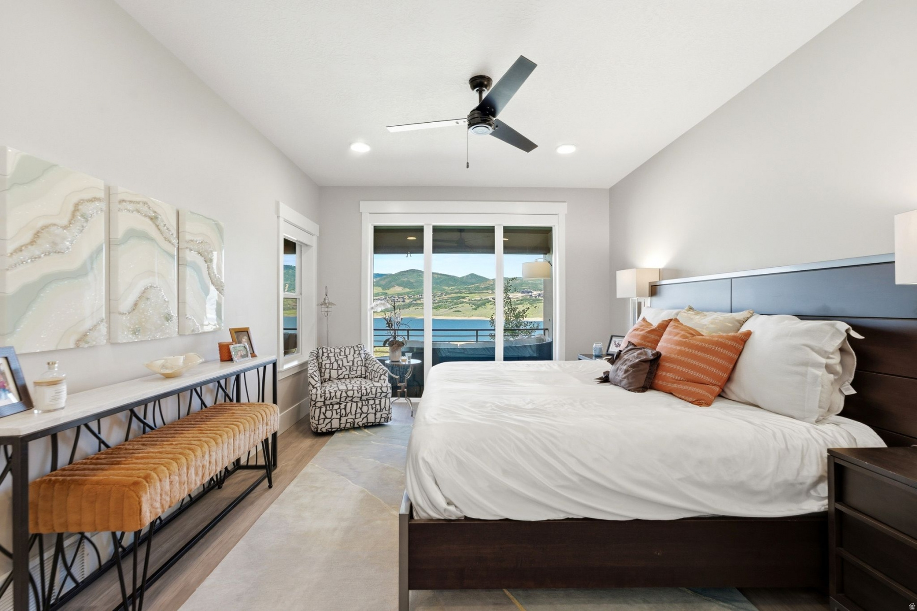 SHORELINE - Residential