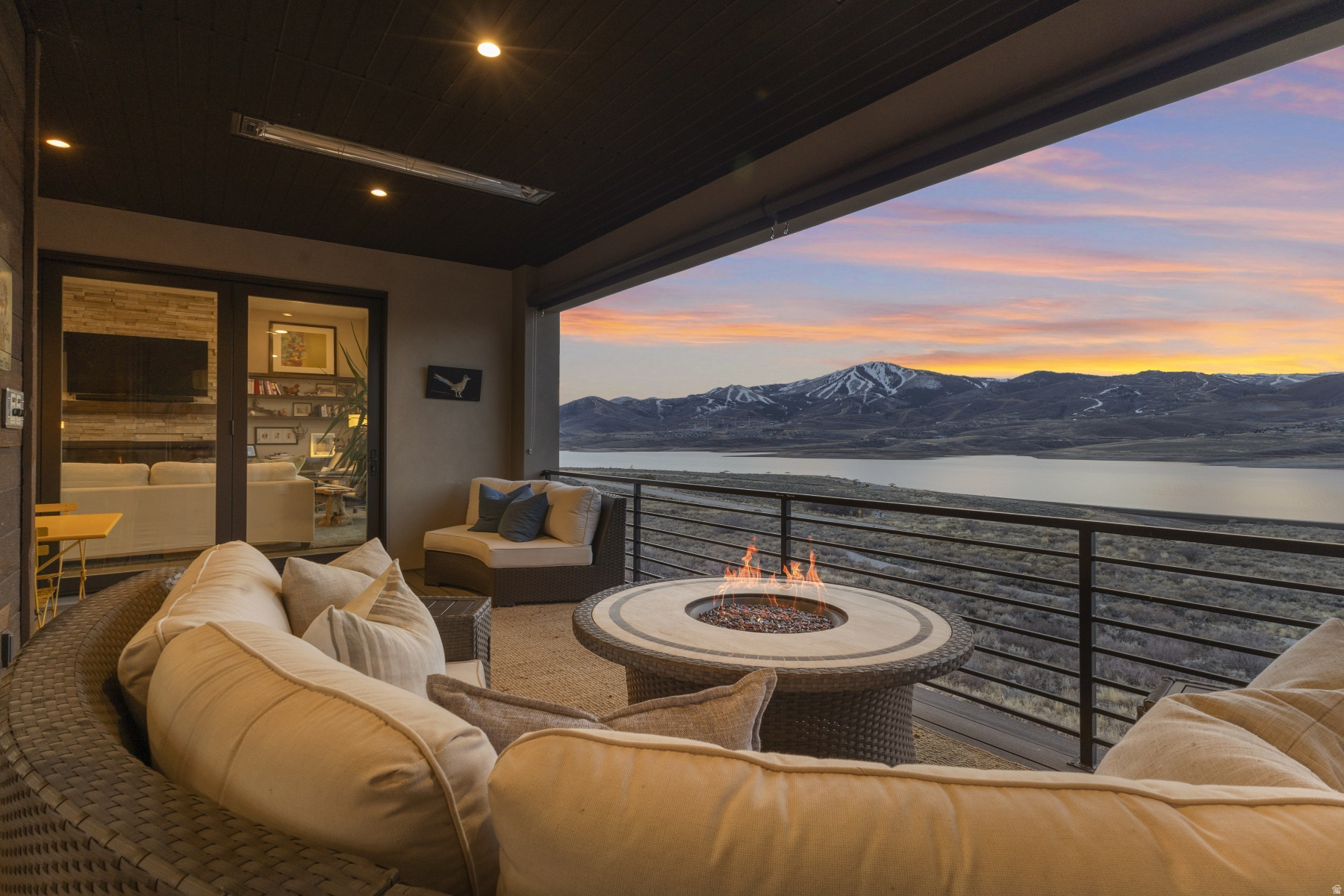 SHORELINE - Residential