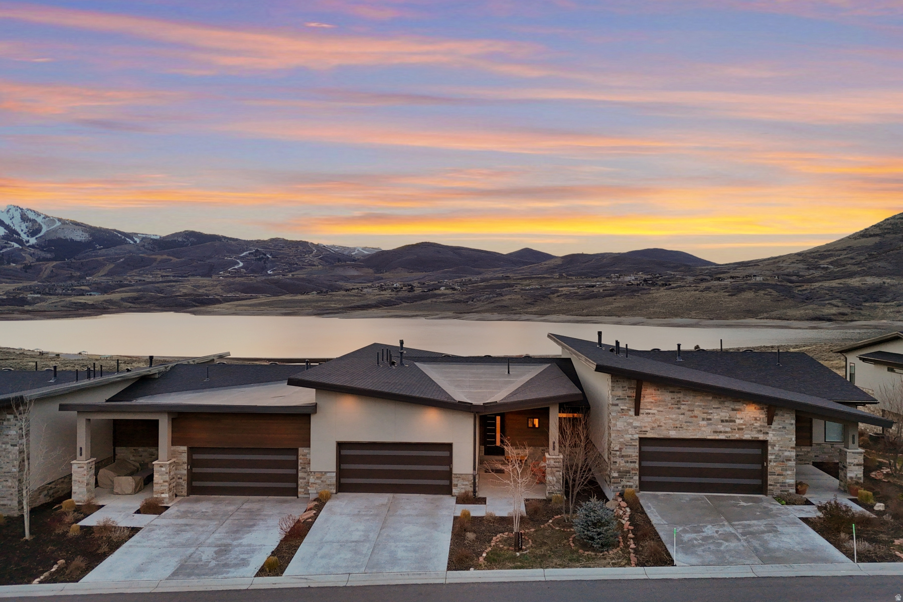 SHORELINE - Residential