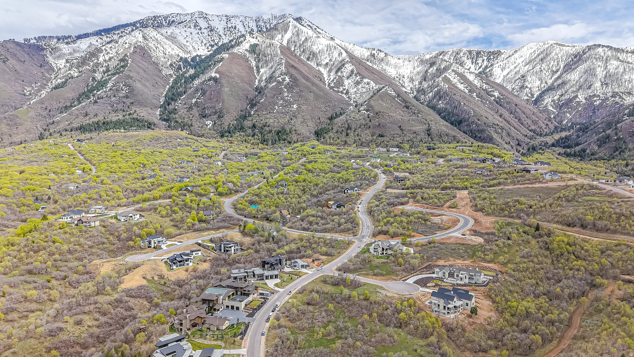 SUMMIT CREEK - Land