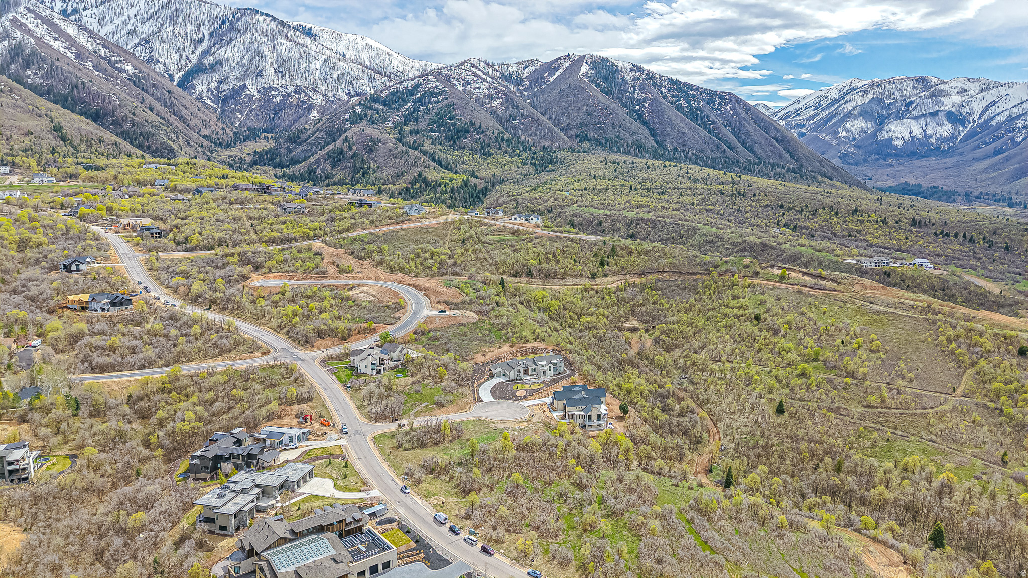 SUMMIT CREEK - Land