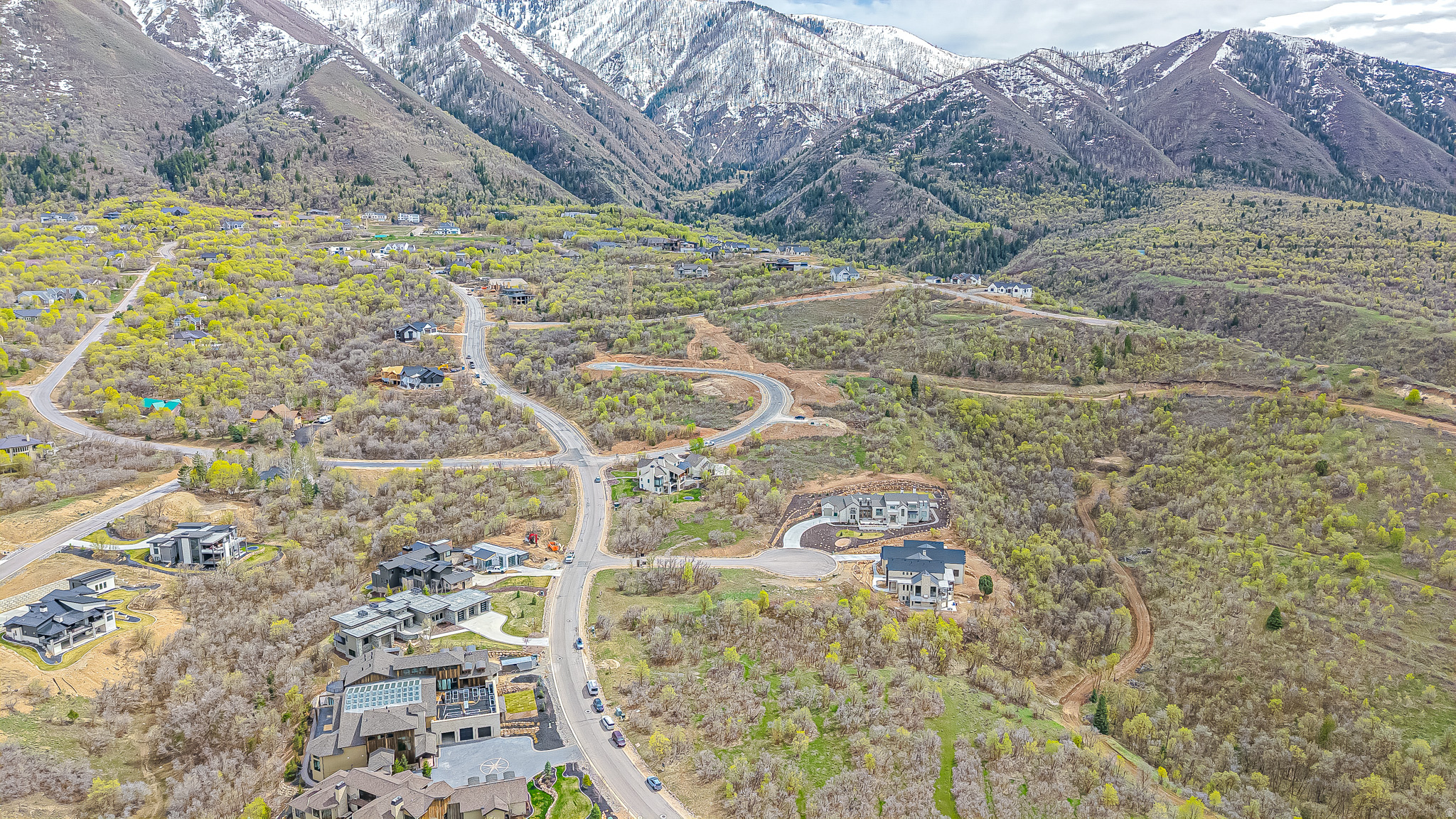 SUMMIT CREEK - Land
