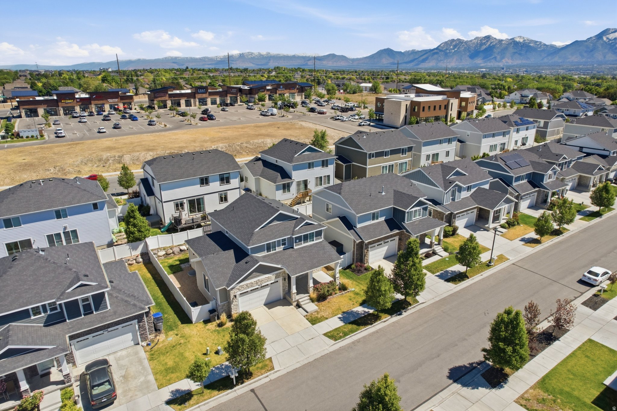 VILLAGE - Residential