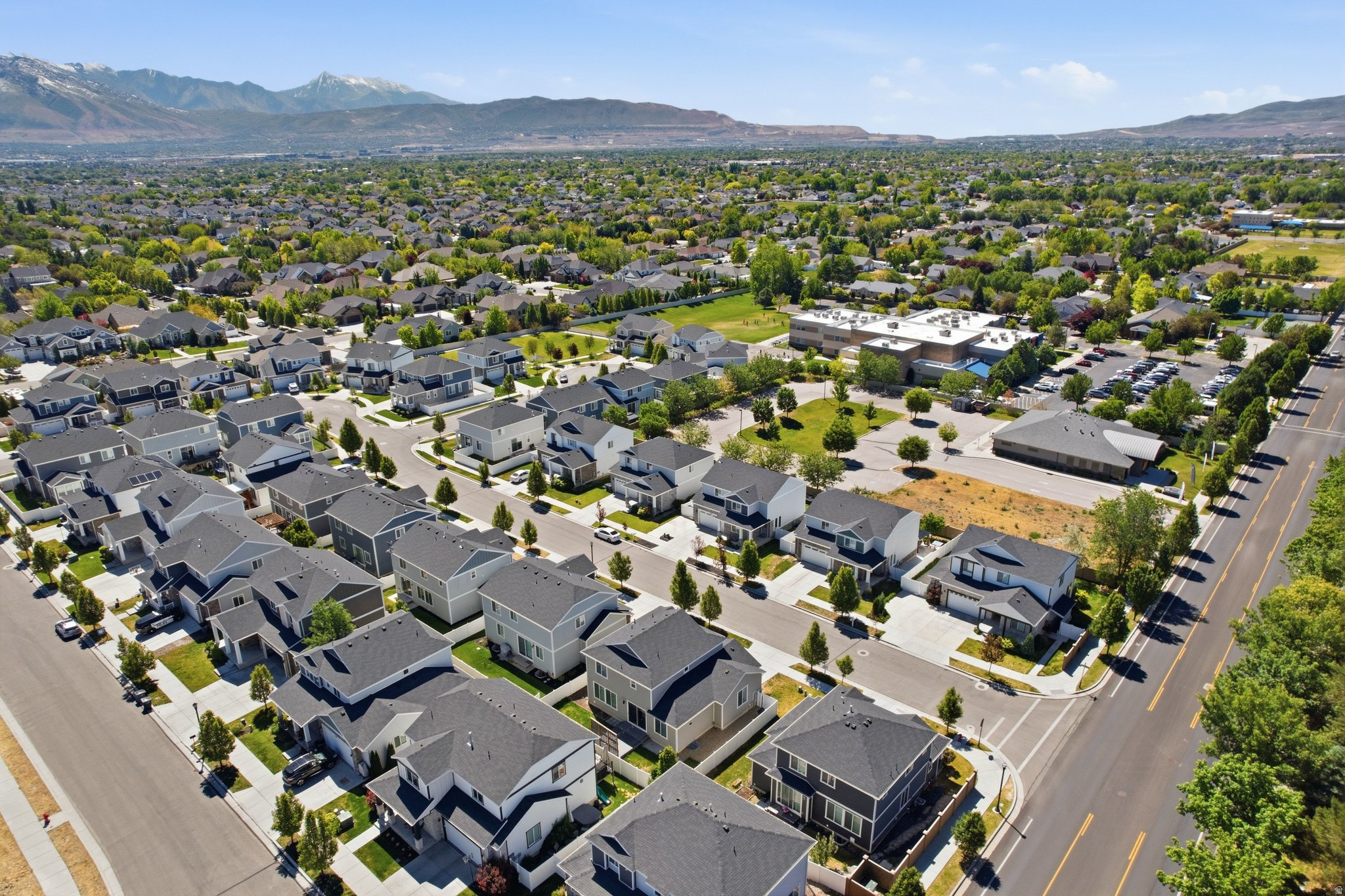 VILLAGE - Residential