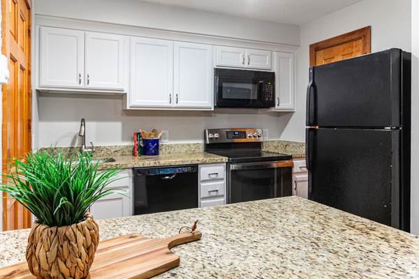 RED PINE CHALETS CONDO - Residential