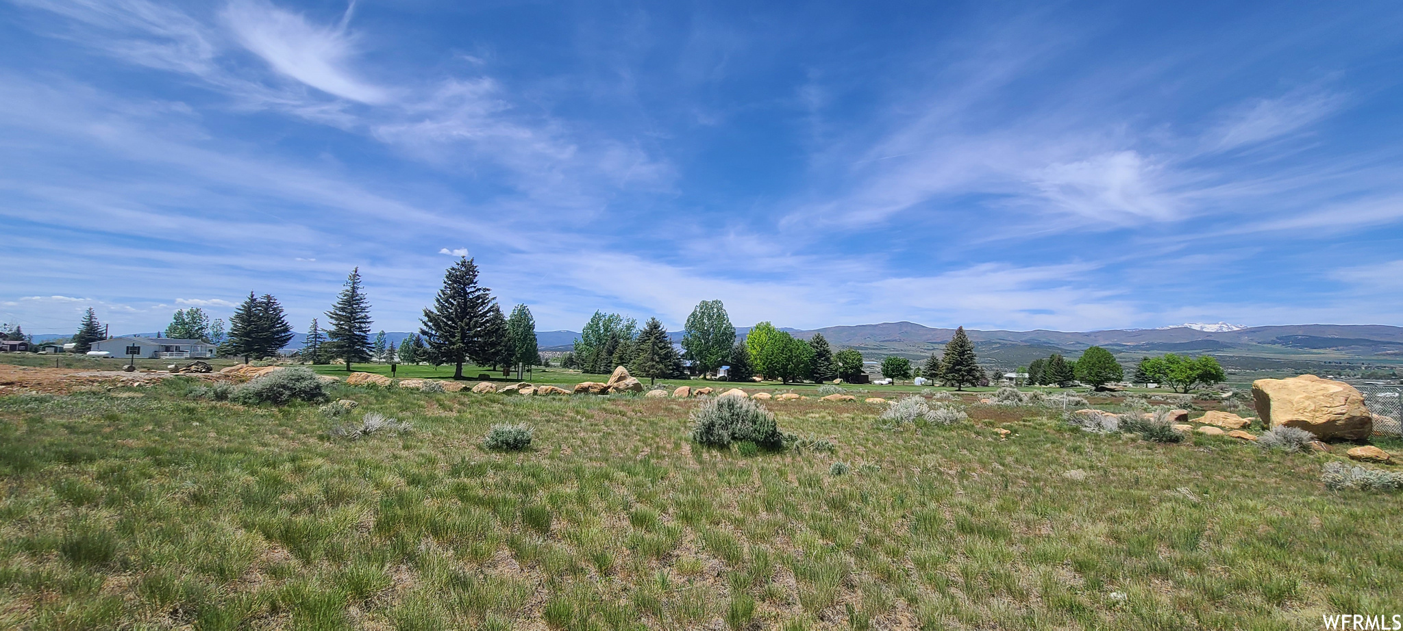 SKYLINE MOUNTAIN RES - Land