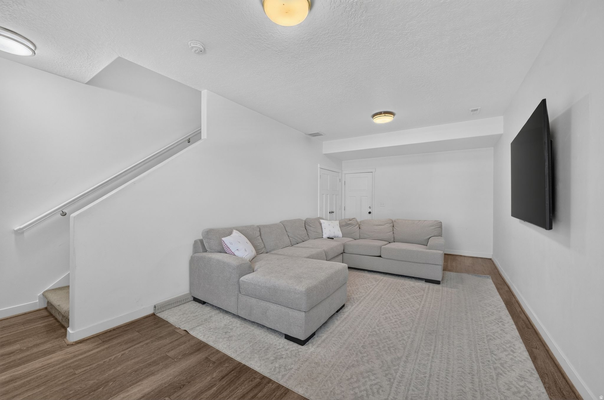 EDGEWATER AT GENEVA - Residential