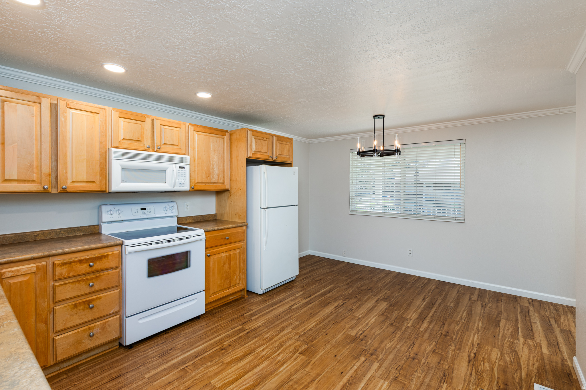 MT. VERNON ESTATES - Residential