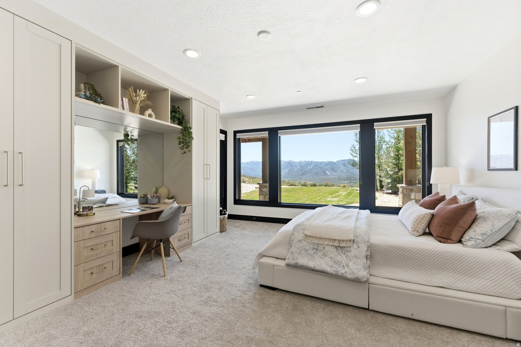 SILVER CREEK ESTATES - Residential