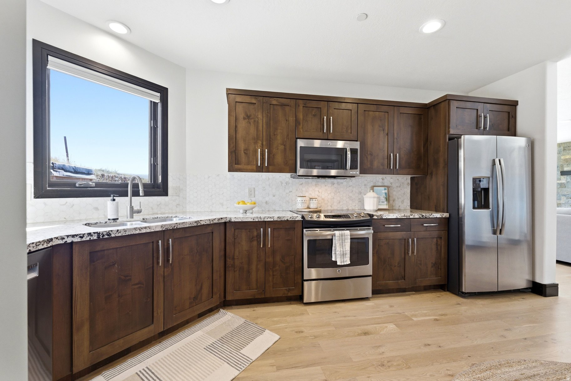 SILVER CREEK ESTATES - Residential
