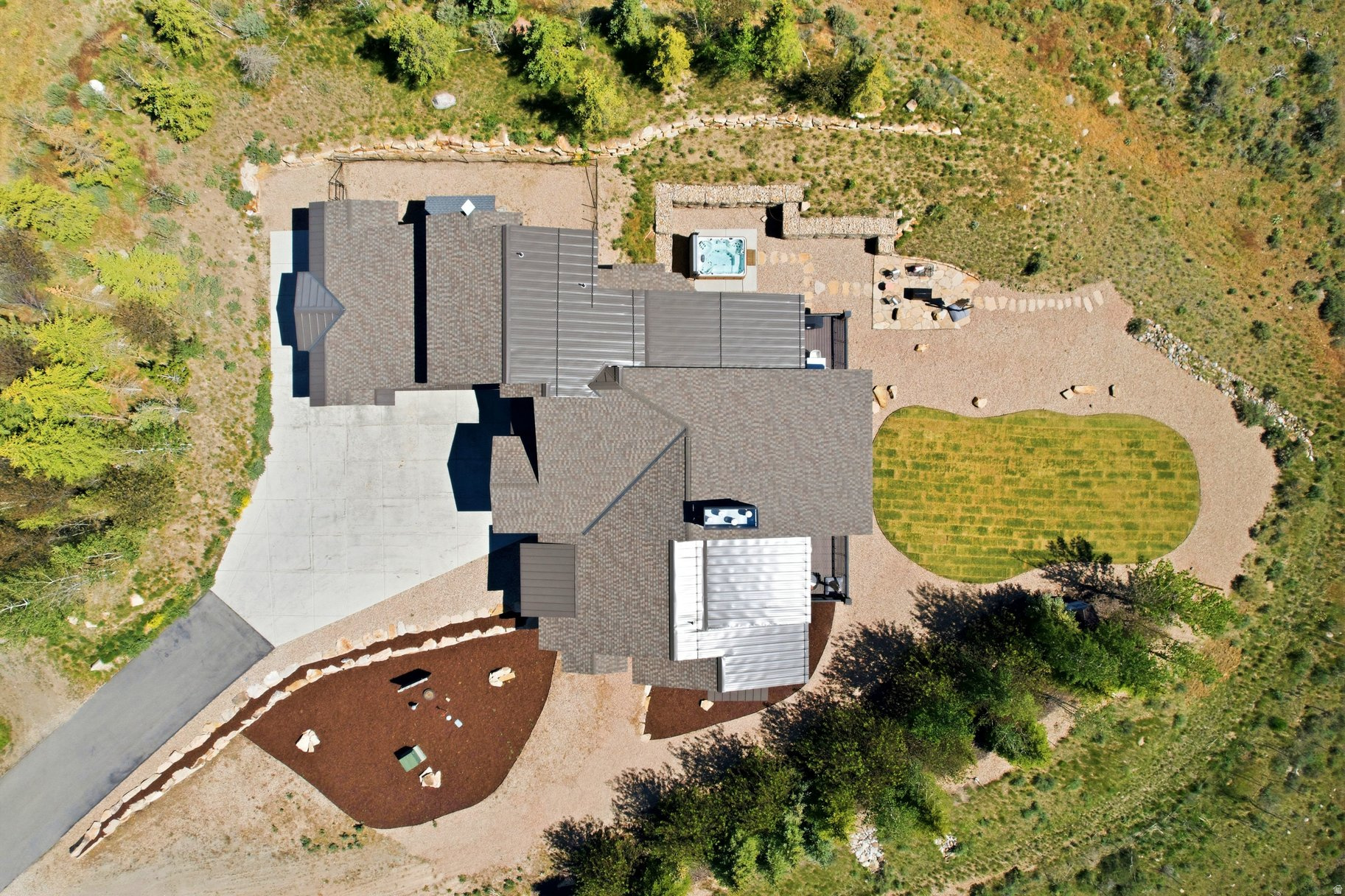 SILVER CREEK ESTATES - Residential
