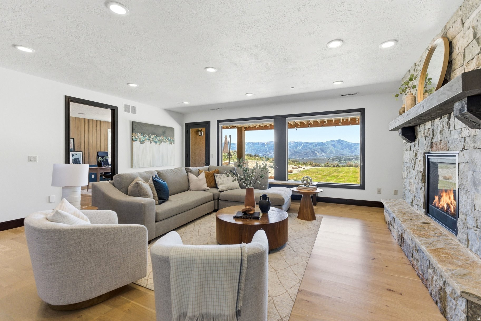 SILVER CREEK ESTATES - Residential