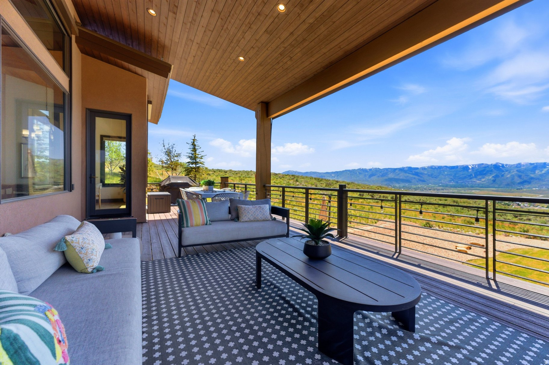 SILVER CREEK ESTATES - Residential
