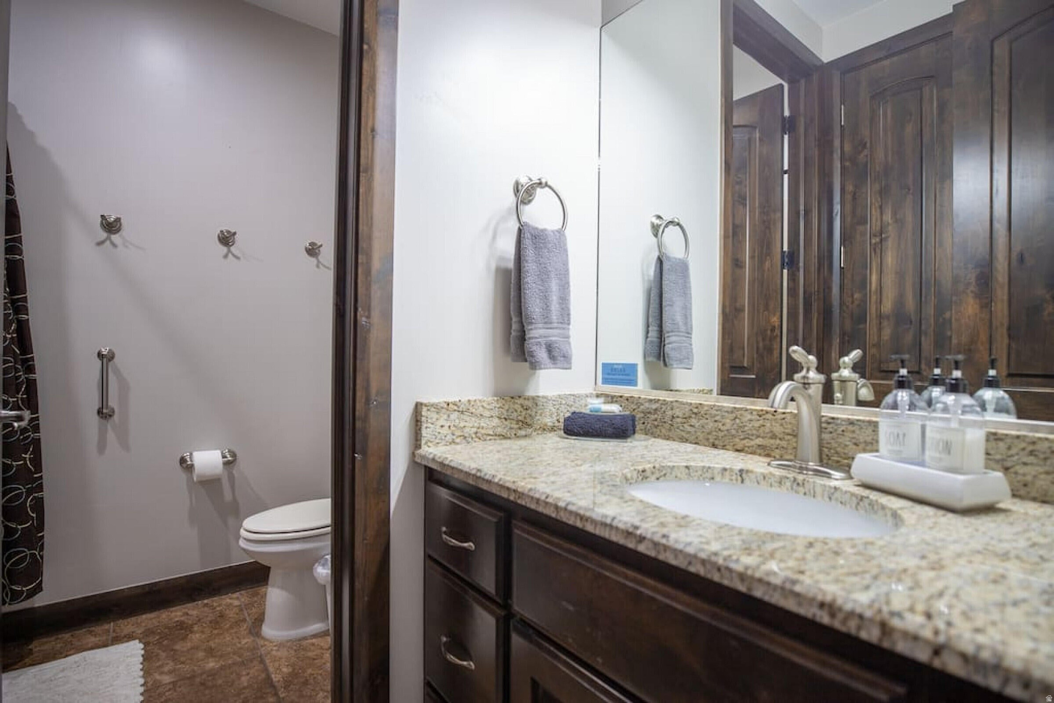 CORAL RIDGE TOWNHOMES PH 2 - Residential