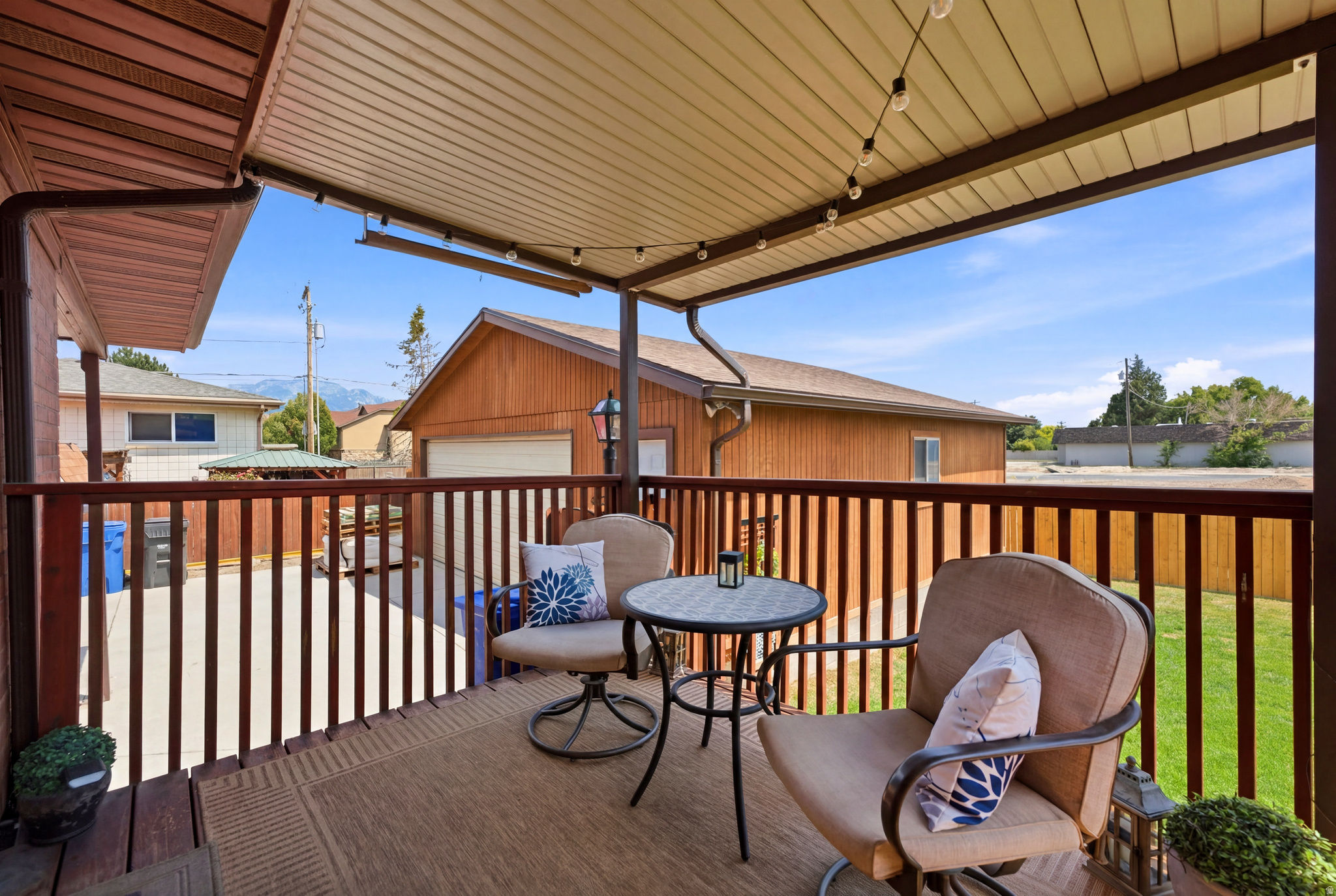 SUNBURST VILLAGE - Residential
