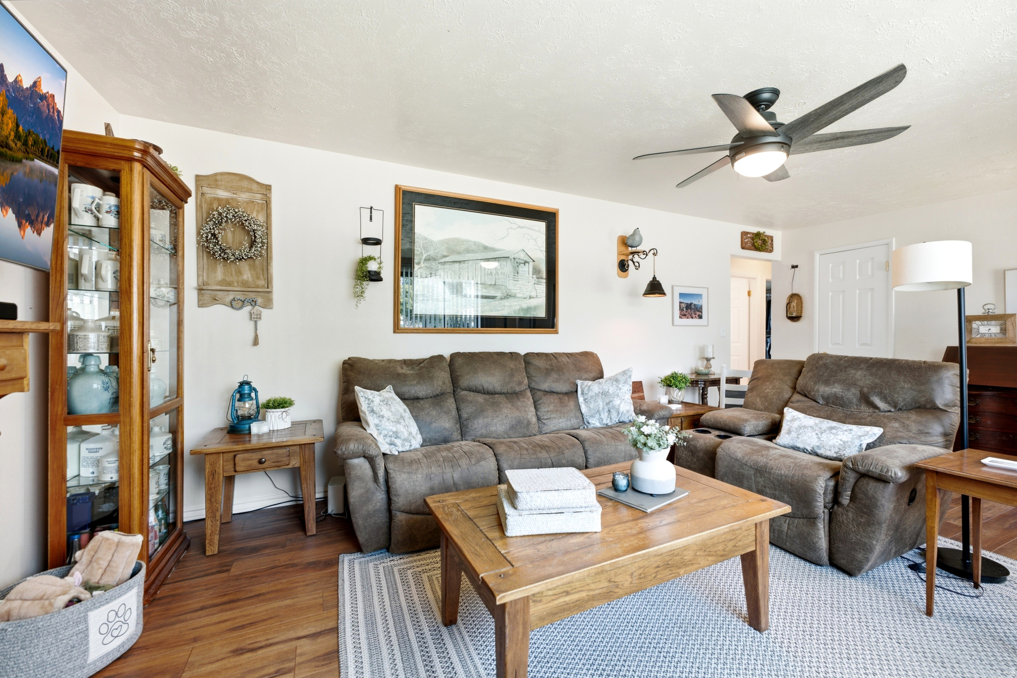SUNBURST VILLAGE - Residential