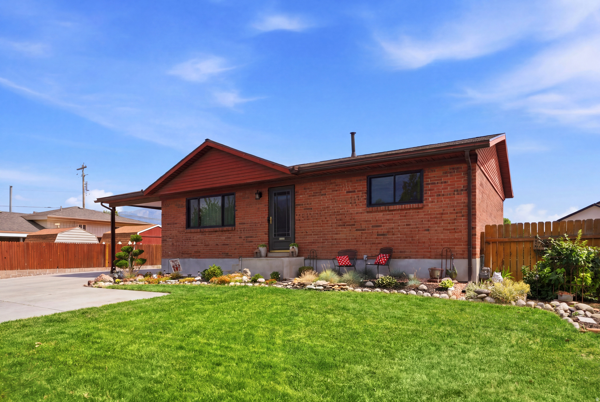 SUNBURST VILLAGE - Residential