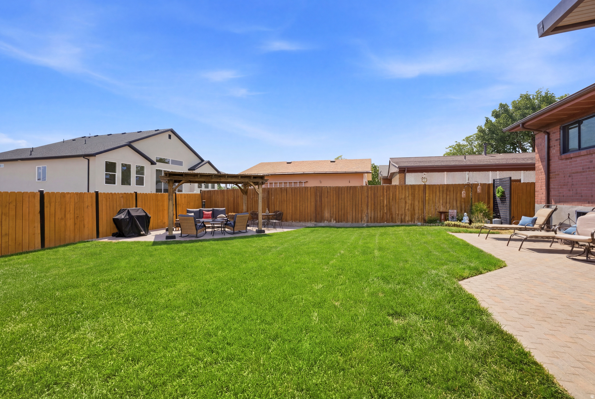 SUNBURST VILLAGE - Residential