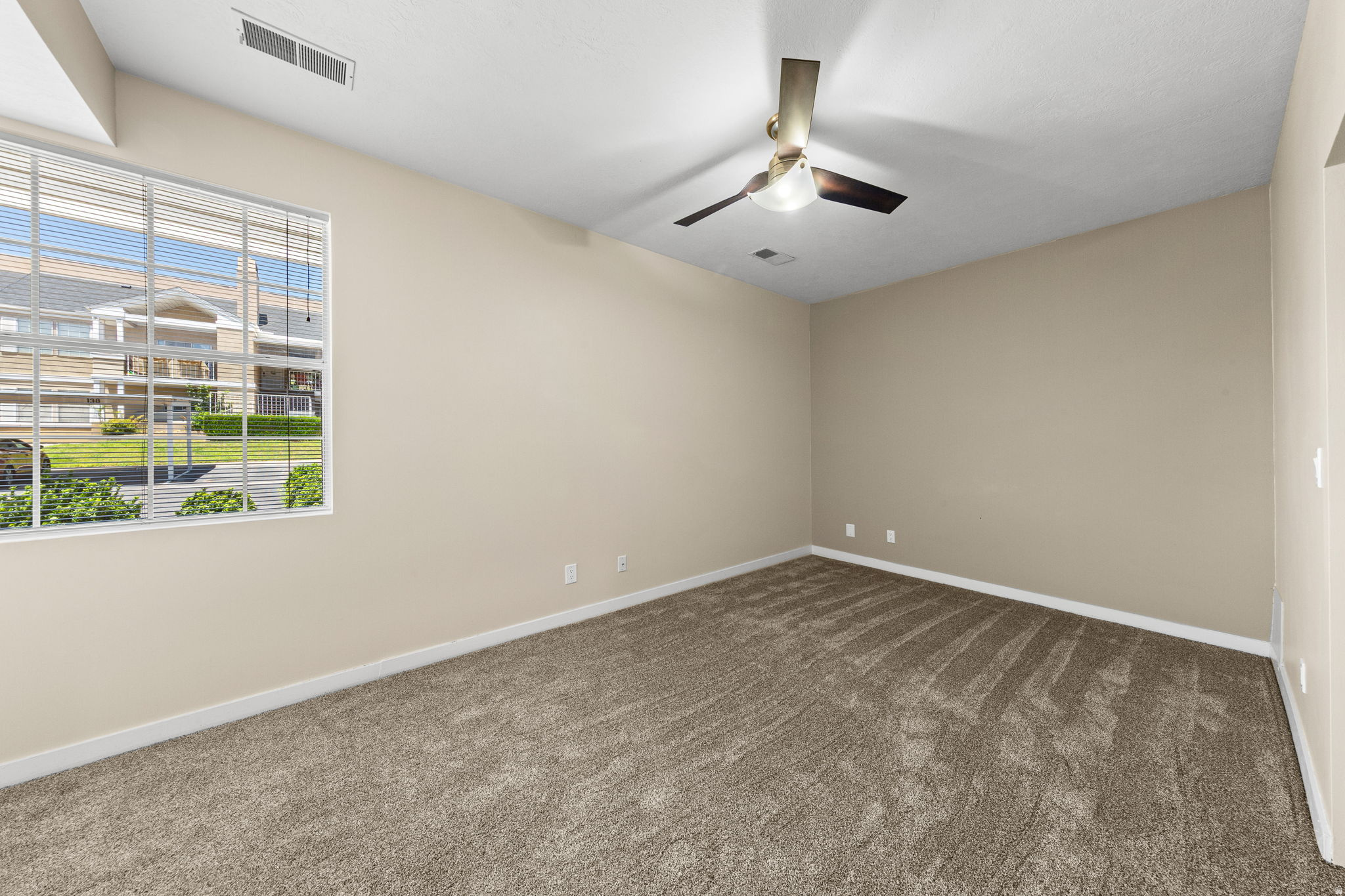 COTTON MANOR 1 - Residential