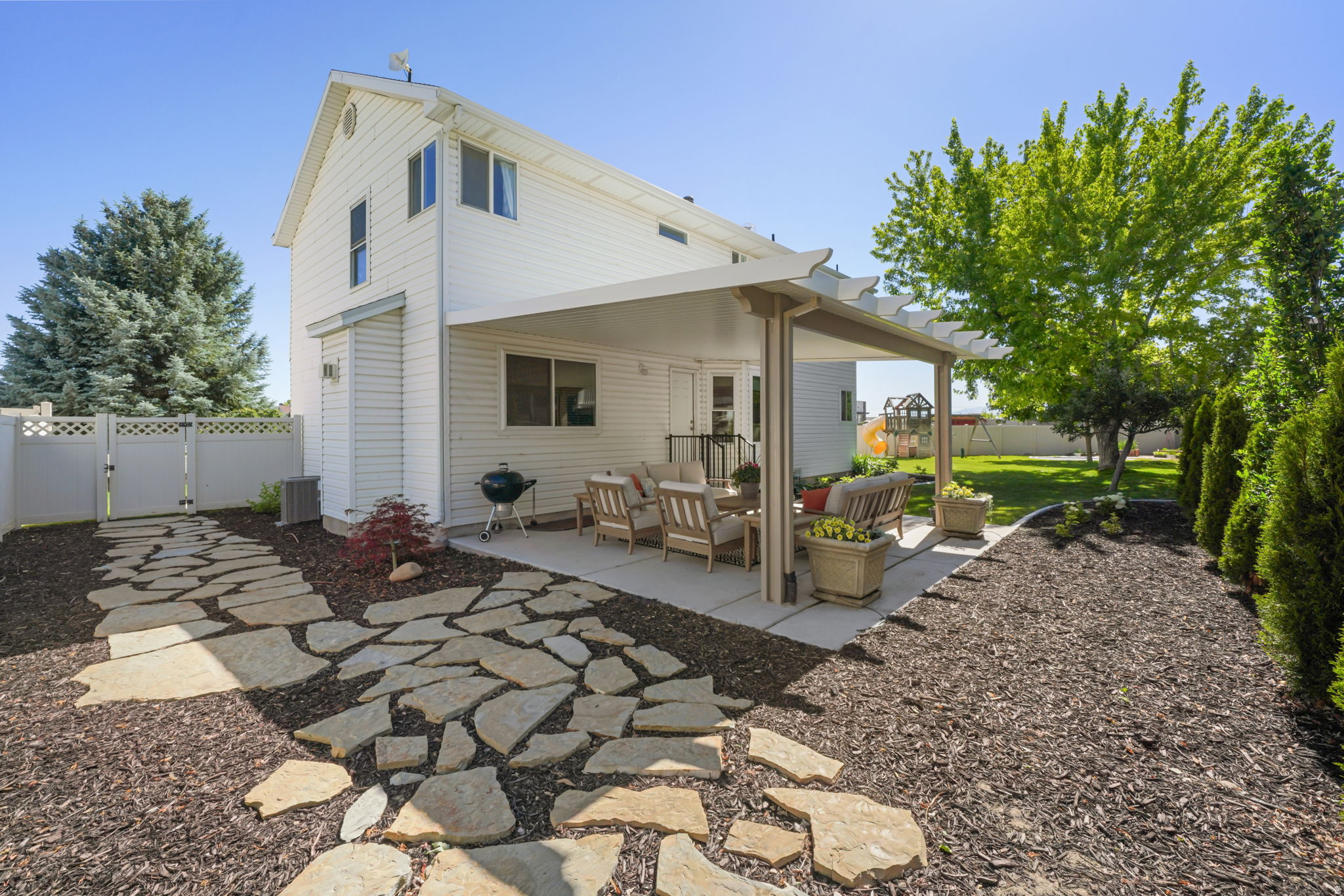 APPLE BLOSSOM PARK - Residential