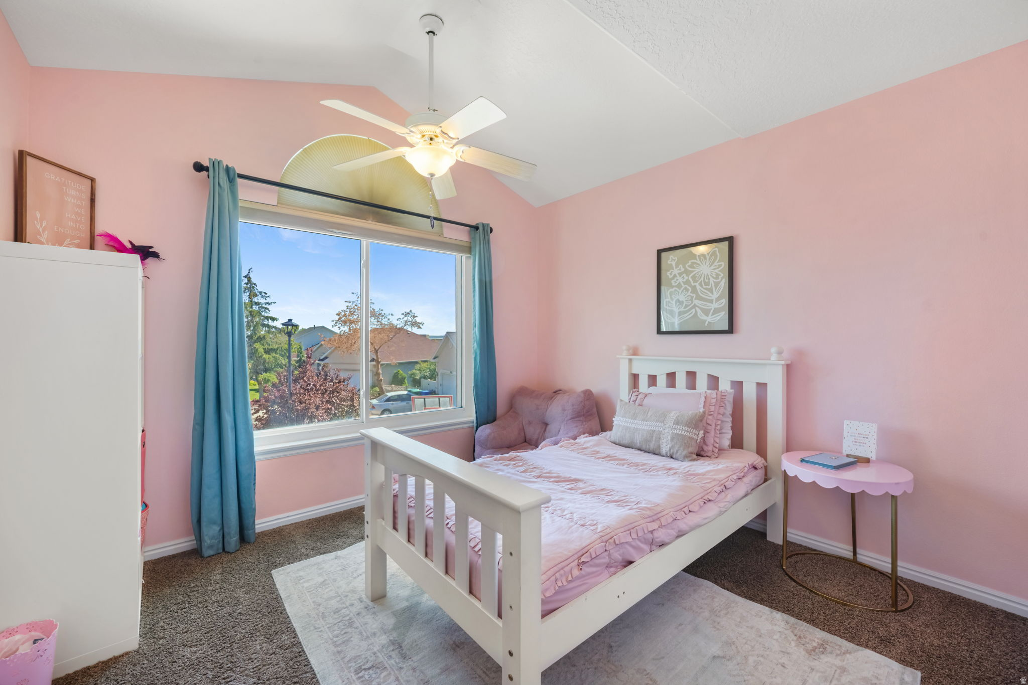 APPLE BLOSSOM PARK - Residential