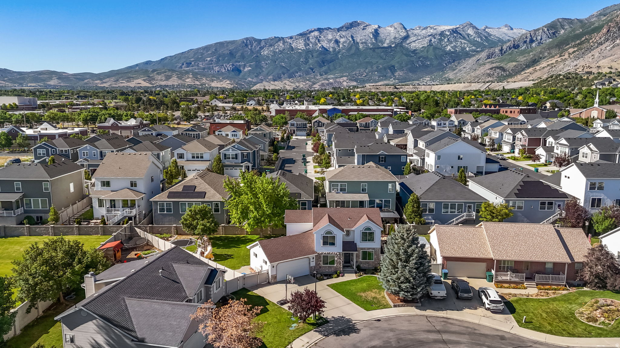 APPLE BLOSSOM PARK - Residential