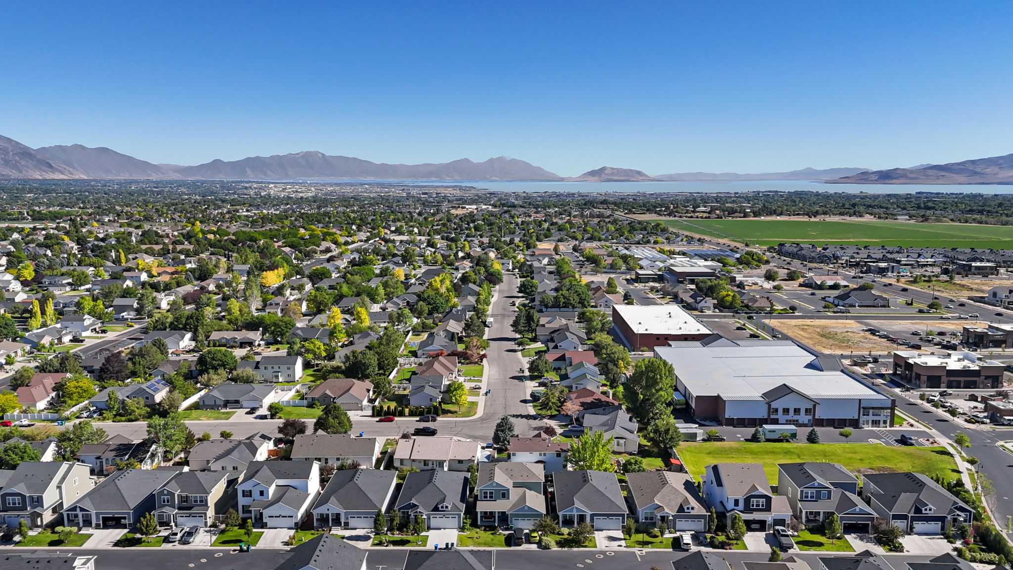APPLE BLOSSOM PARK - Residential