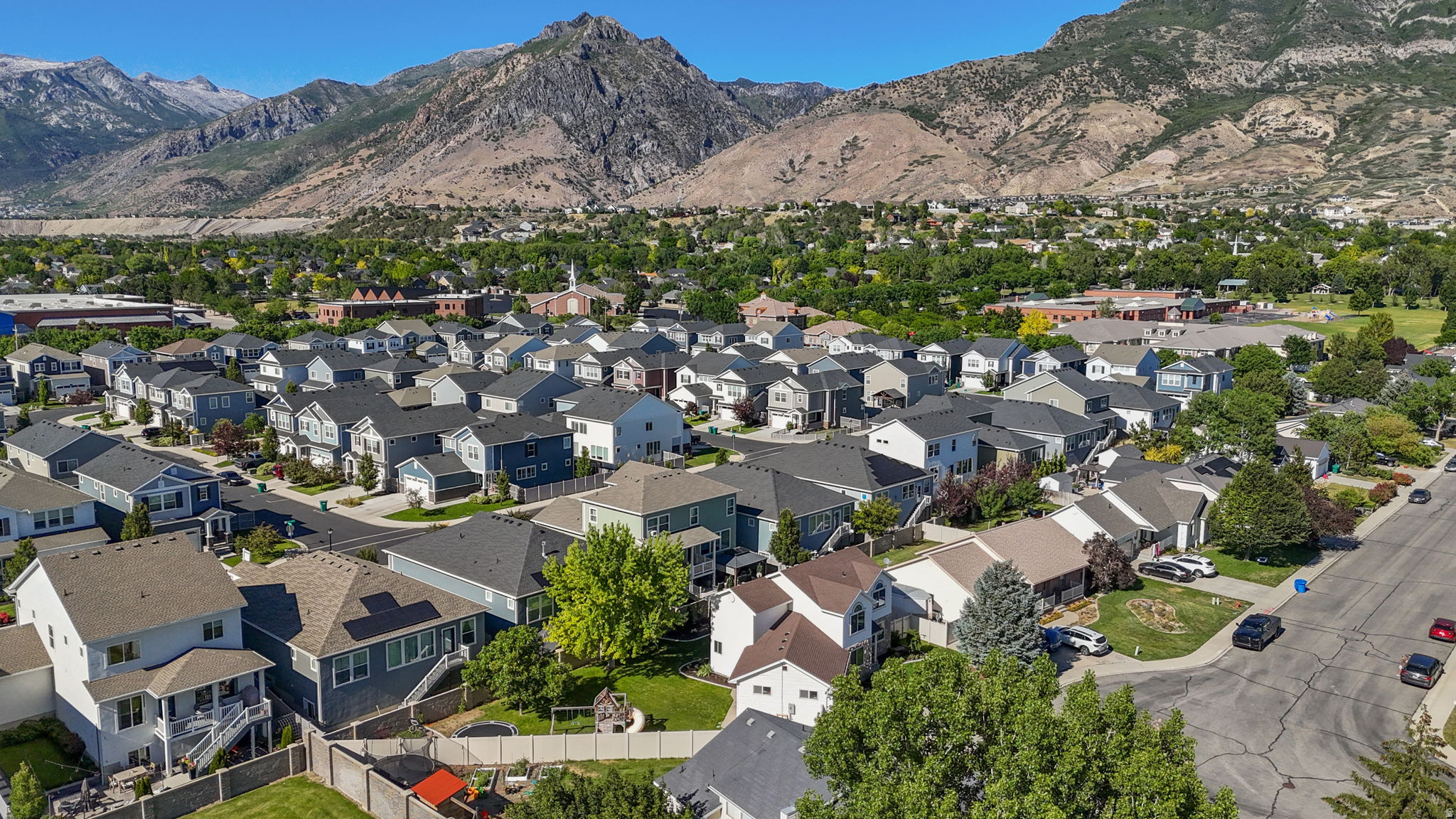 APPLE BLOSSOM PARK - Residential