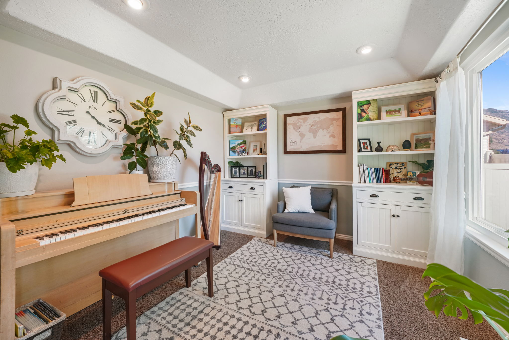 APPLE BLOSSOM PARK - Residential