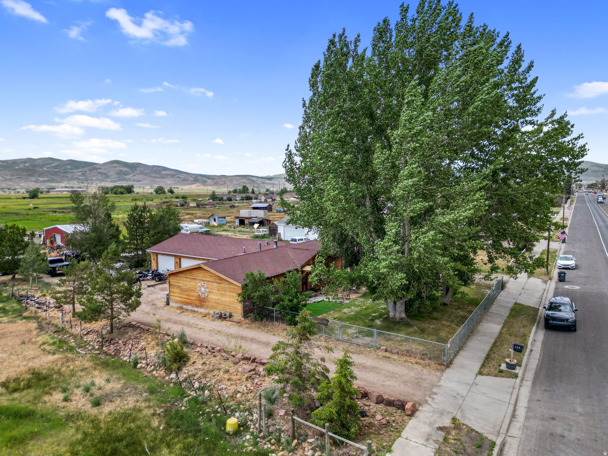 KAMAS TOWN - Residential