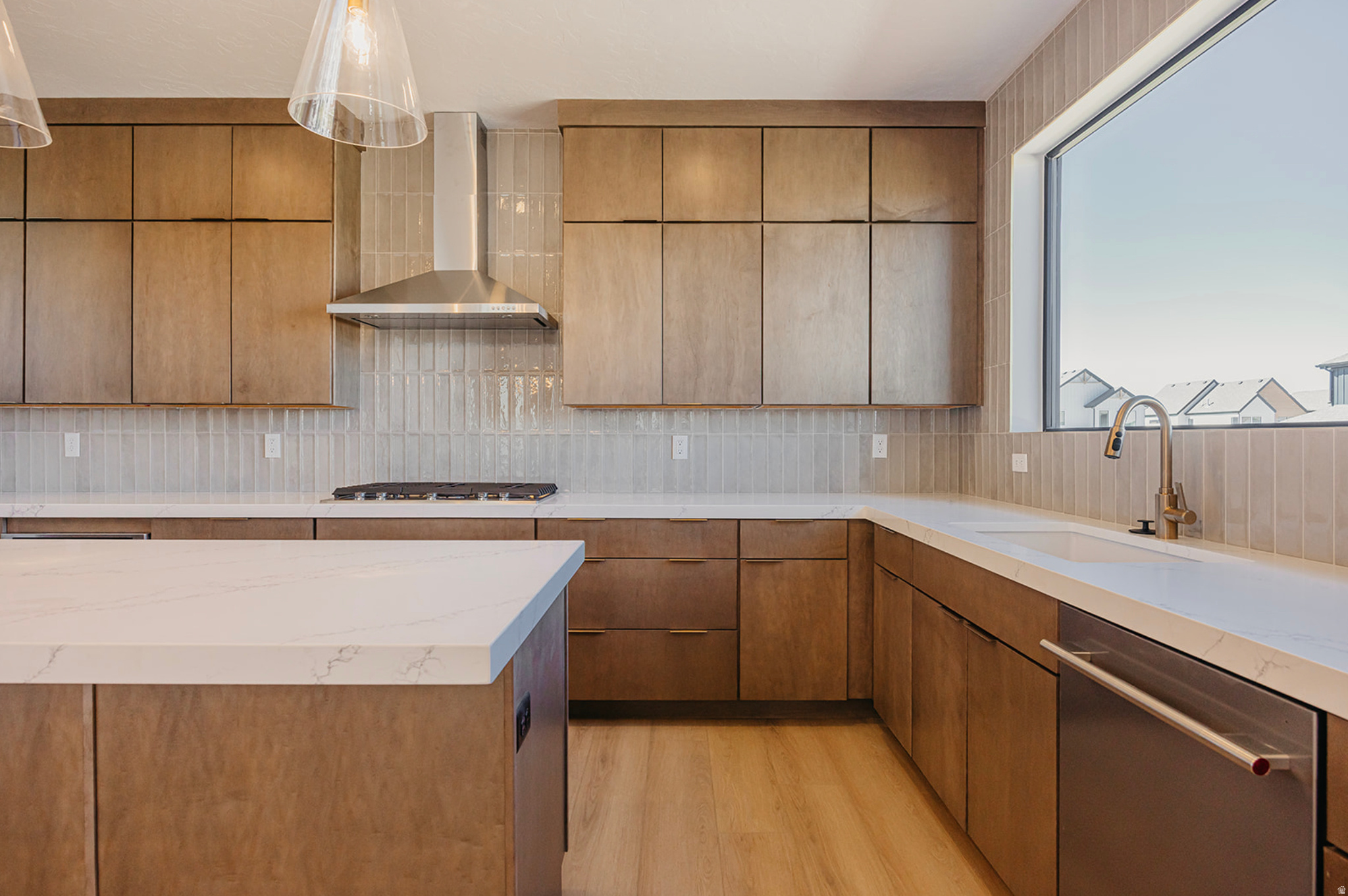 THE CROSSINGS - Residential
