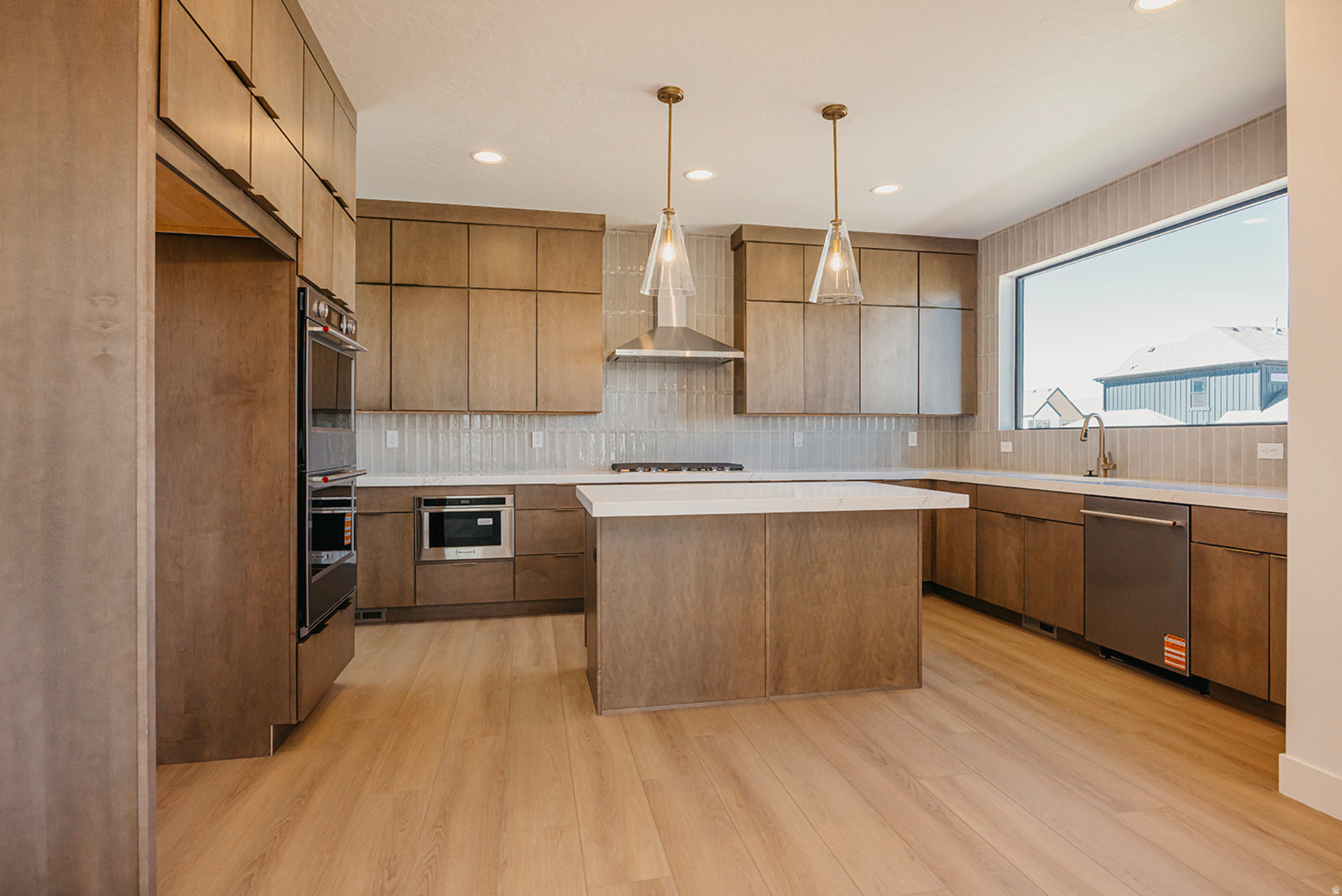 THE CROSSINGS - Residential