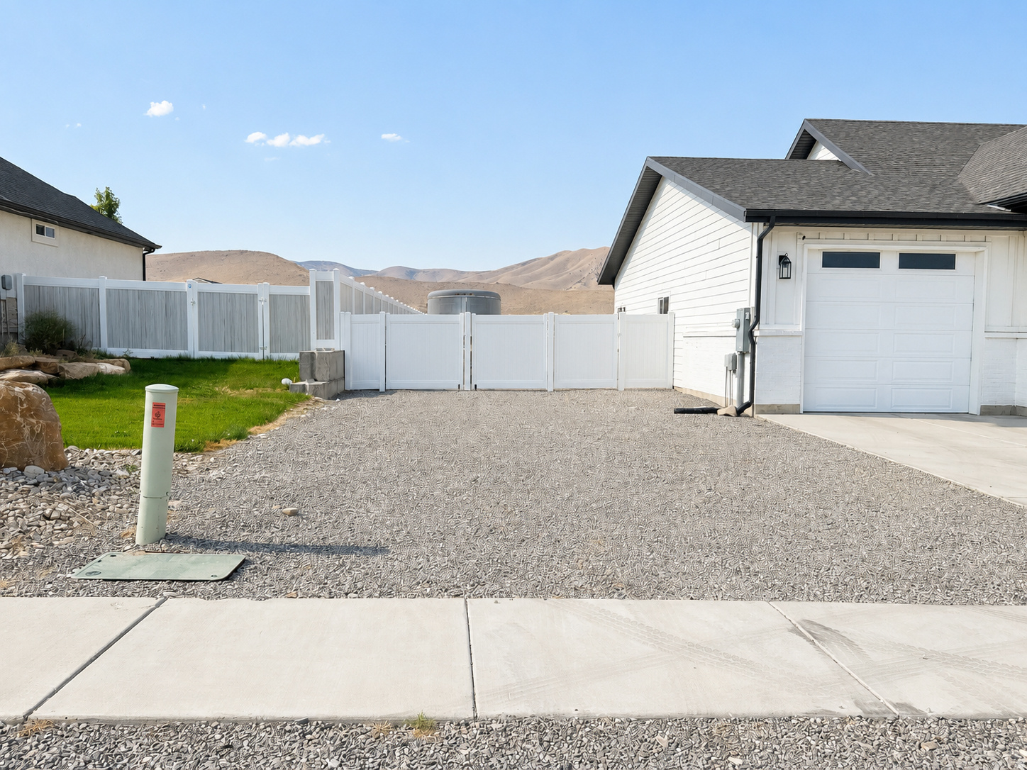 LAKE VIEW ESTATE - Residential