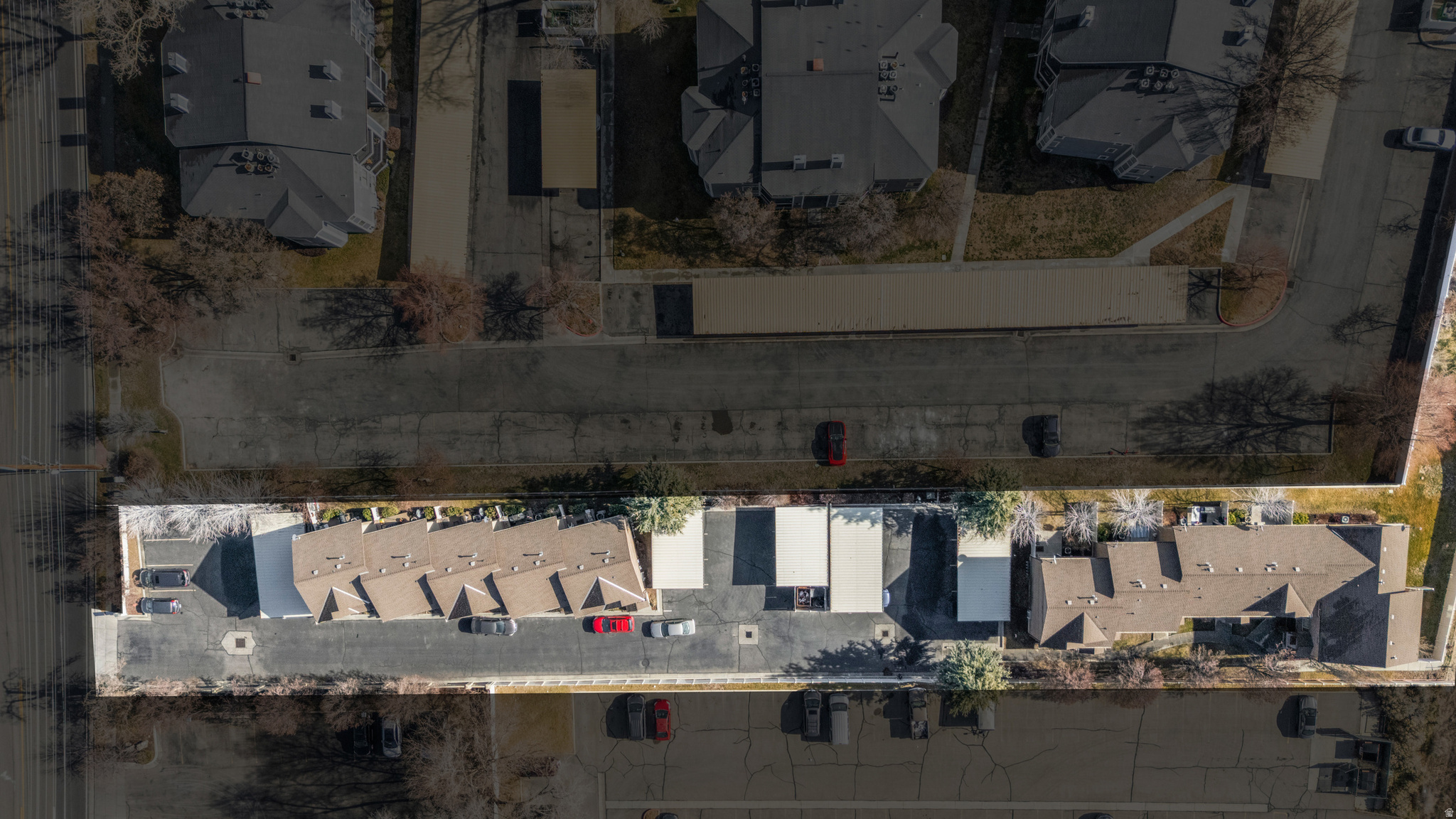 WINCHESTER CONDO - Residential
