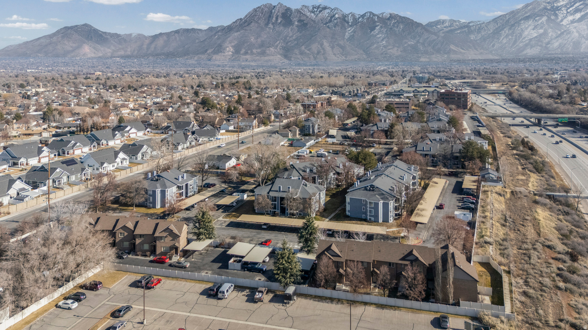WINCHESTER CONDO - Residential