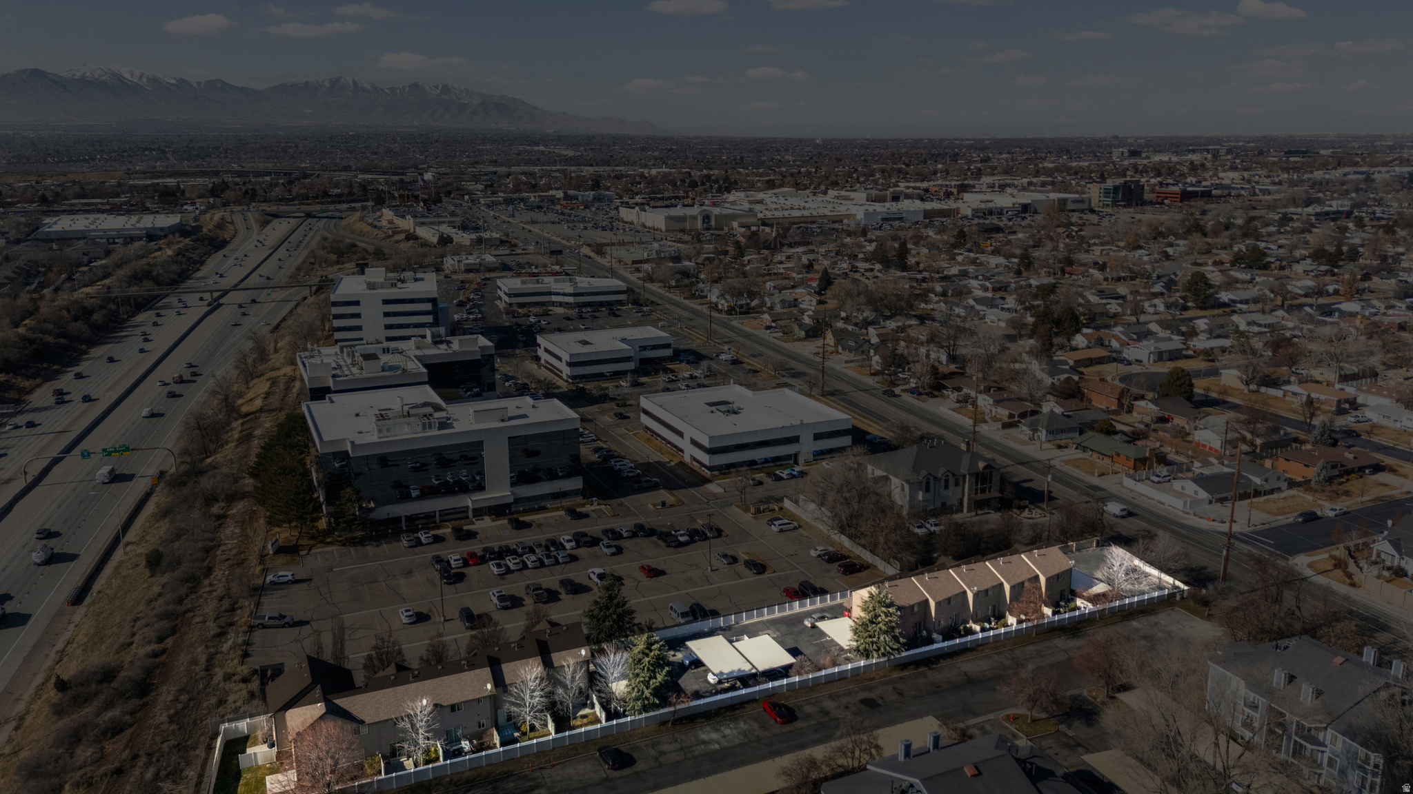 WINCHESTER CONDO - Residential