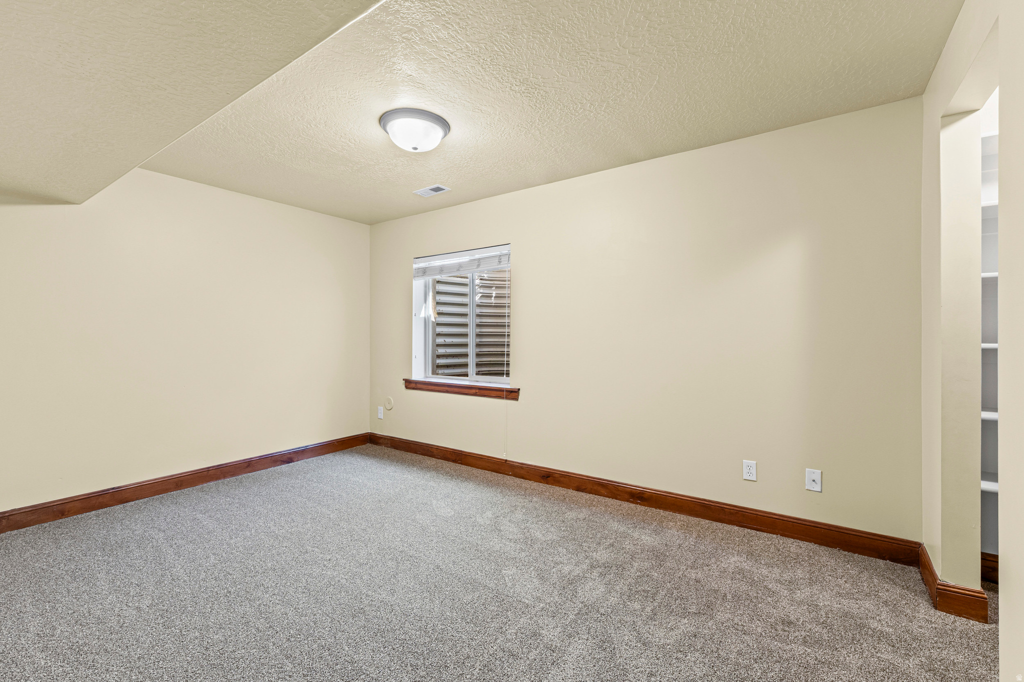 WINCHESTER CONDO - Residential