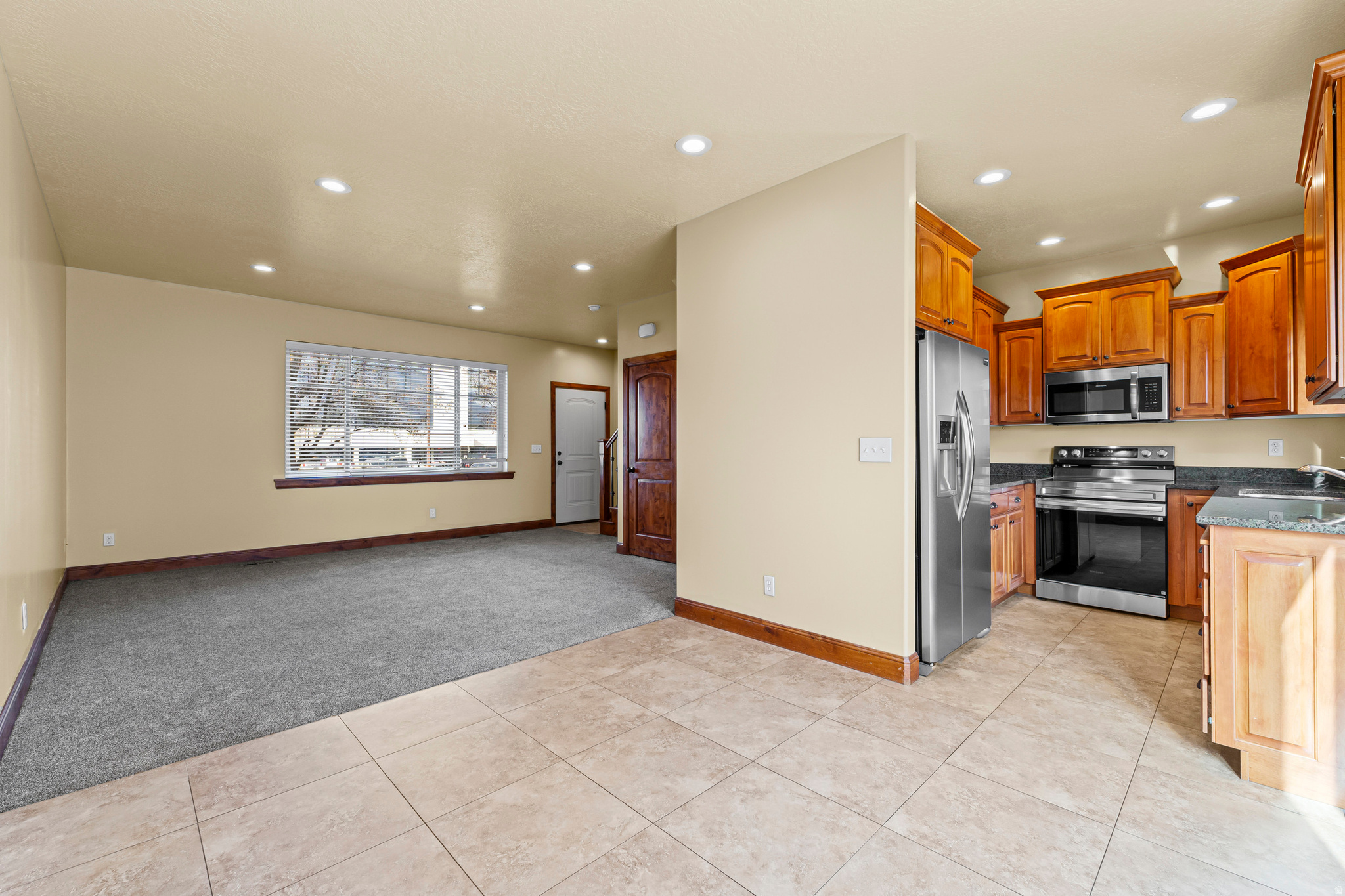 WINCHESTER CONDO - Residential