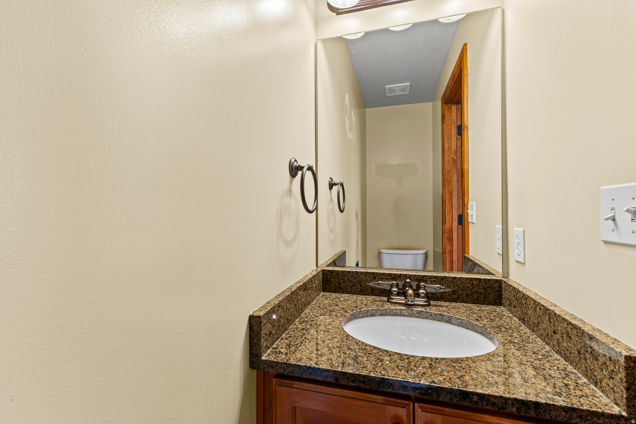 WINCHESTER CONDO - Residential