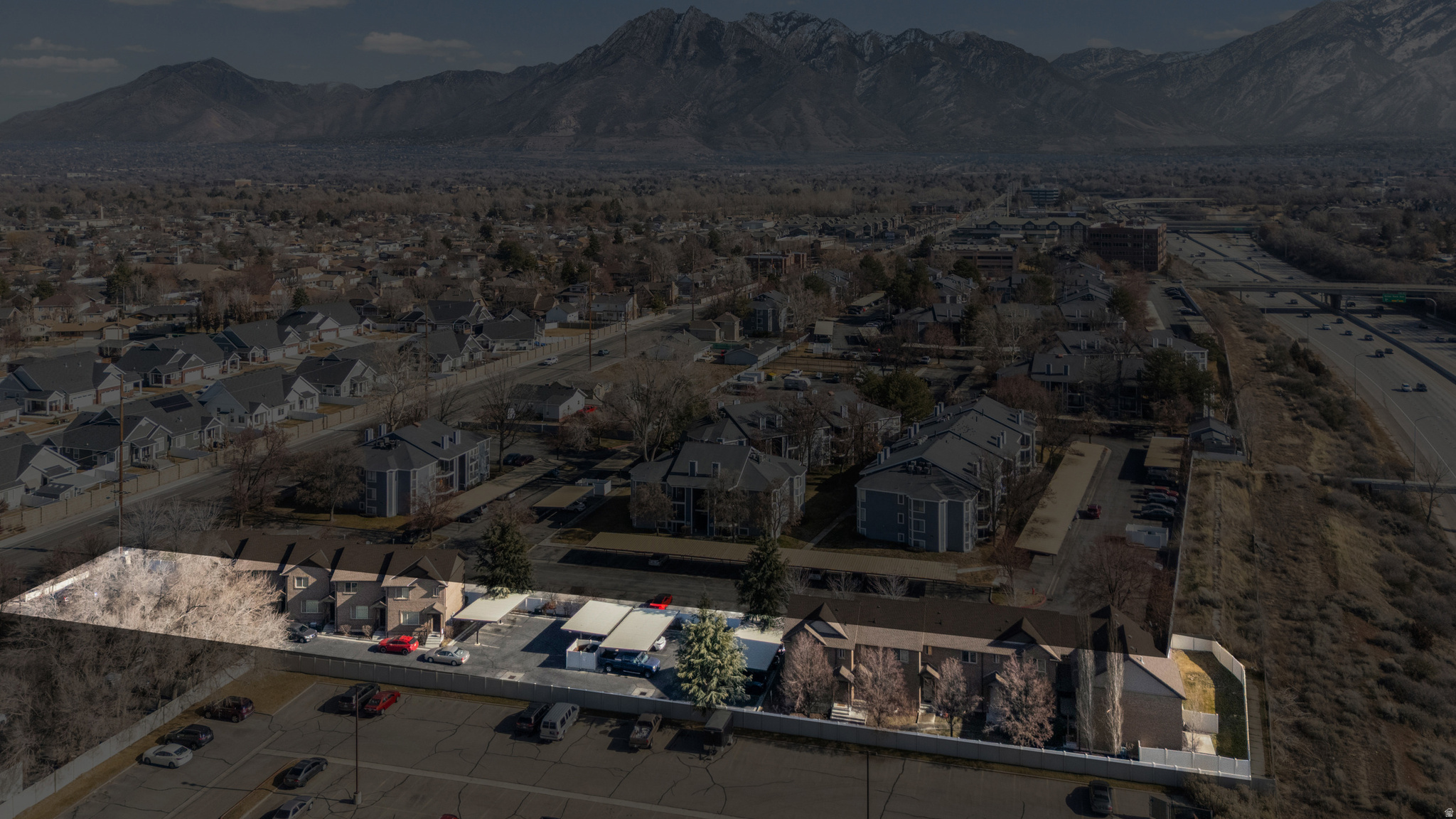 WINCHESTER CONDO - Residential