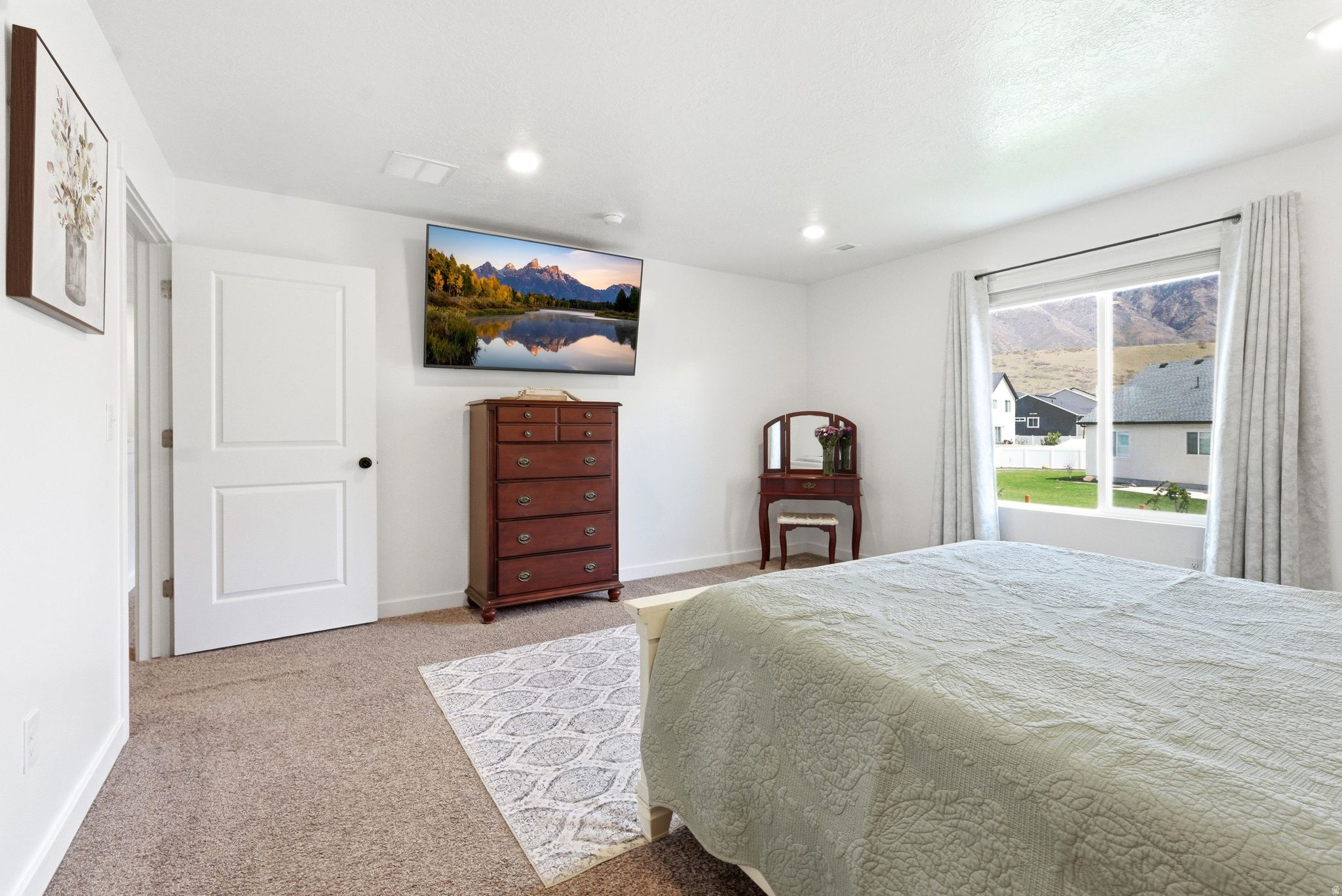 FOOTHILL VILLAGE - Residential