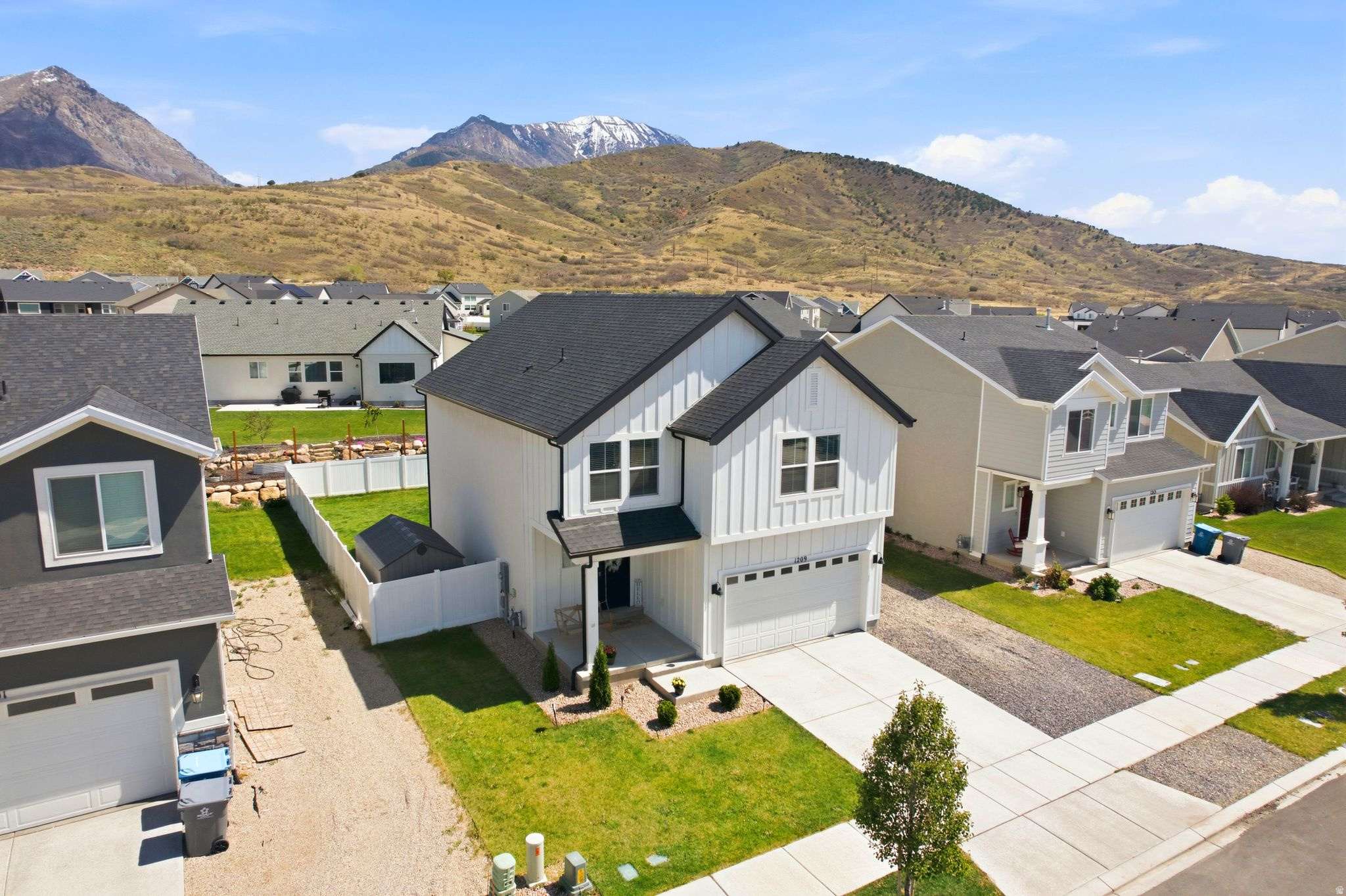 FOOTHILL VILLAGE - Residential