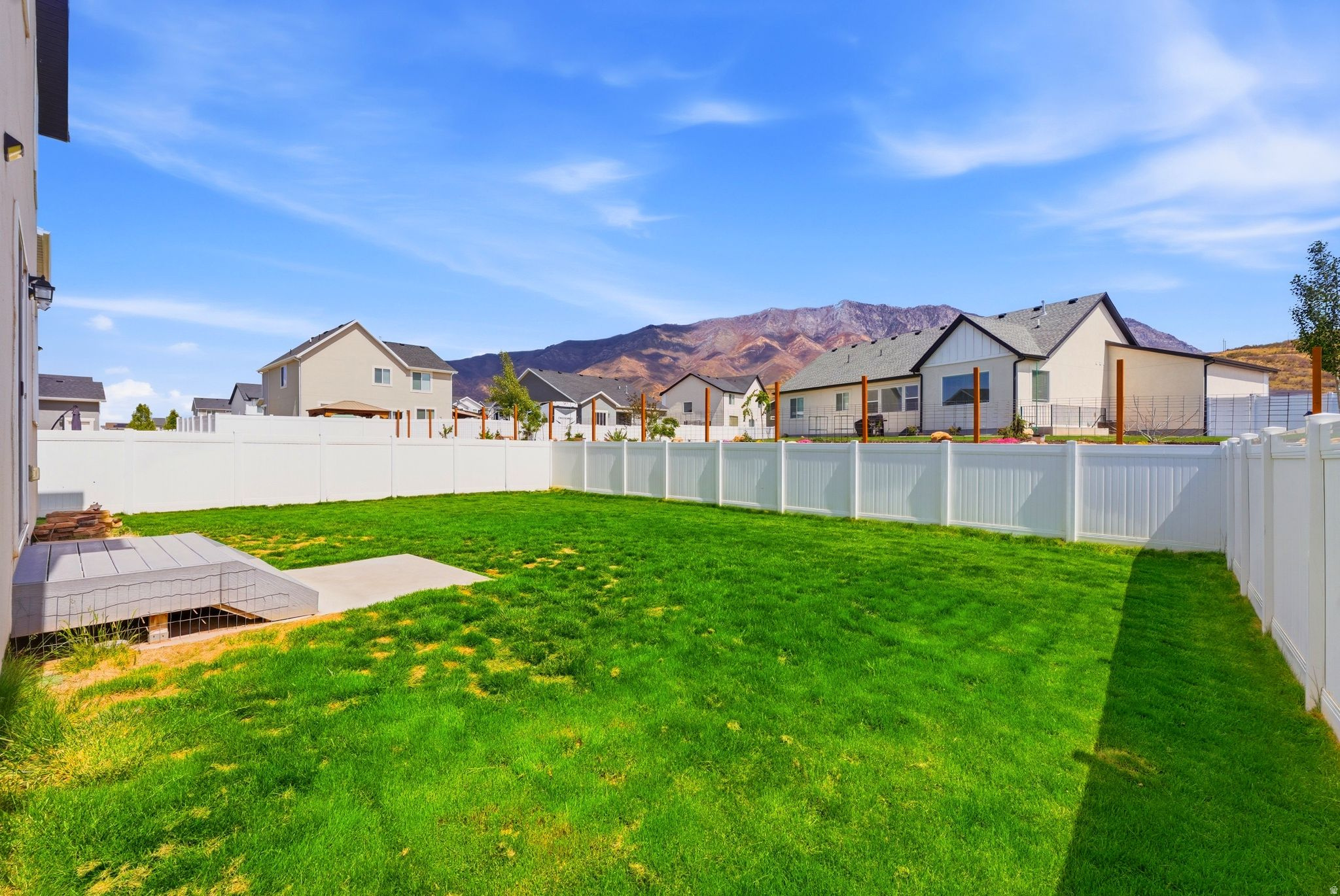 FOOTHILL VILLAGE - Residential