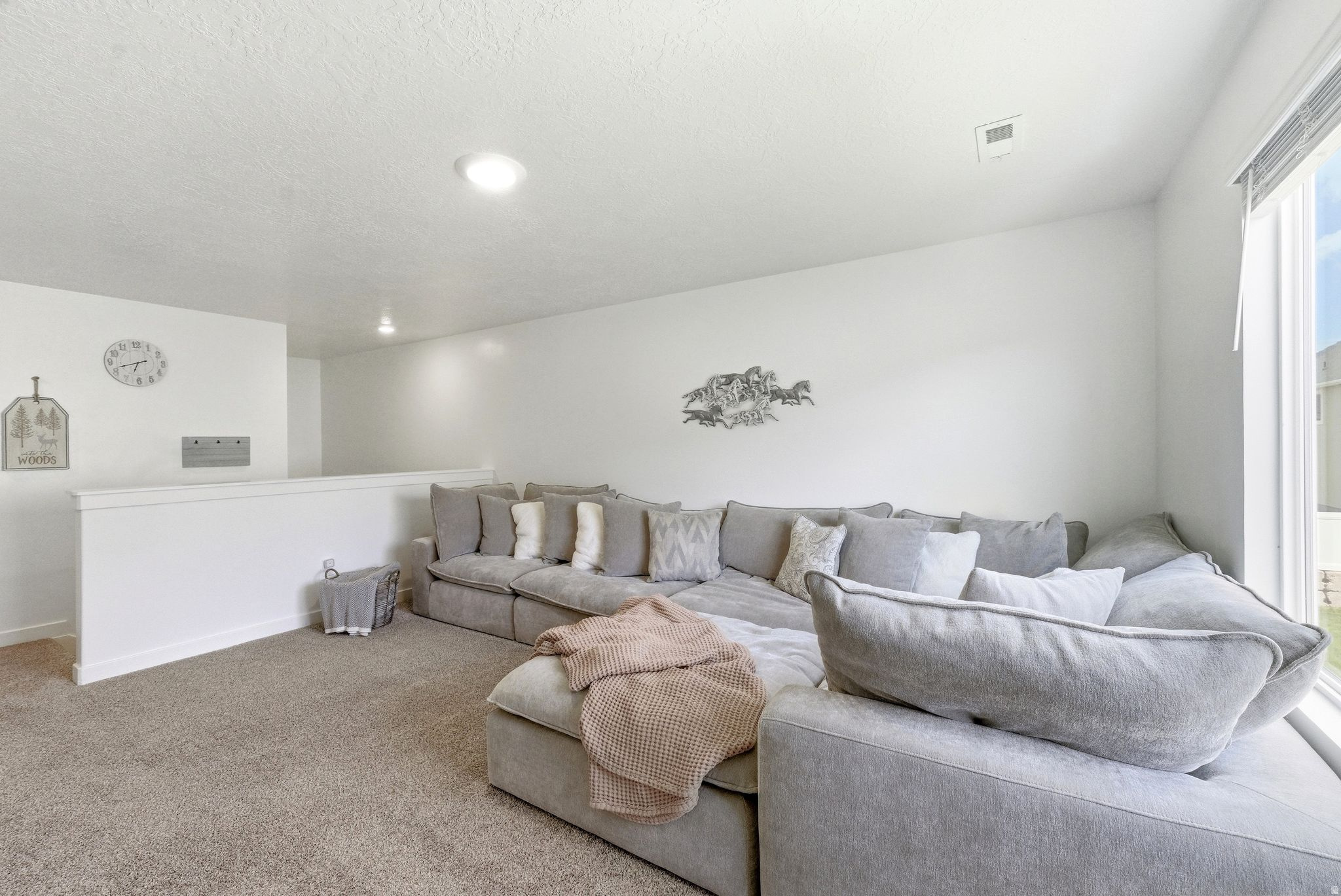 FOOTHILL VILLAGE - Residential