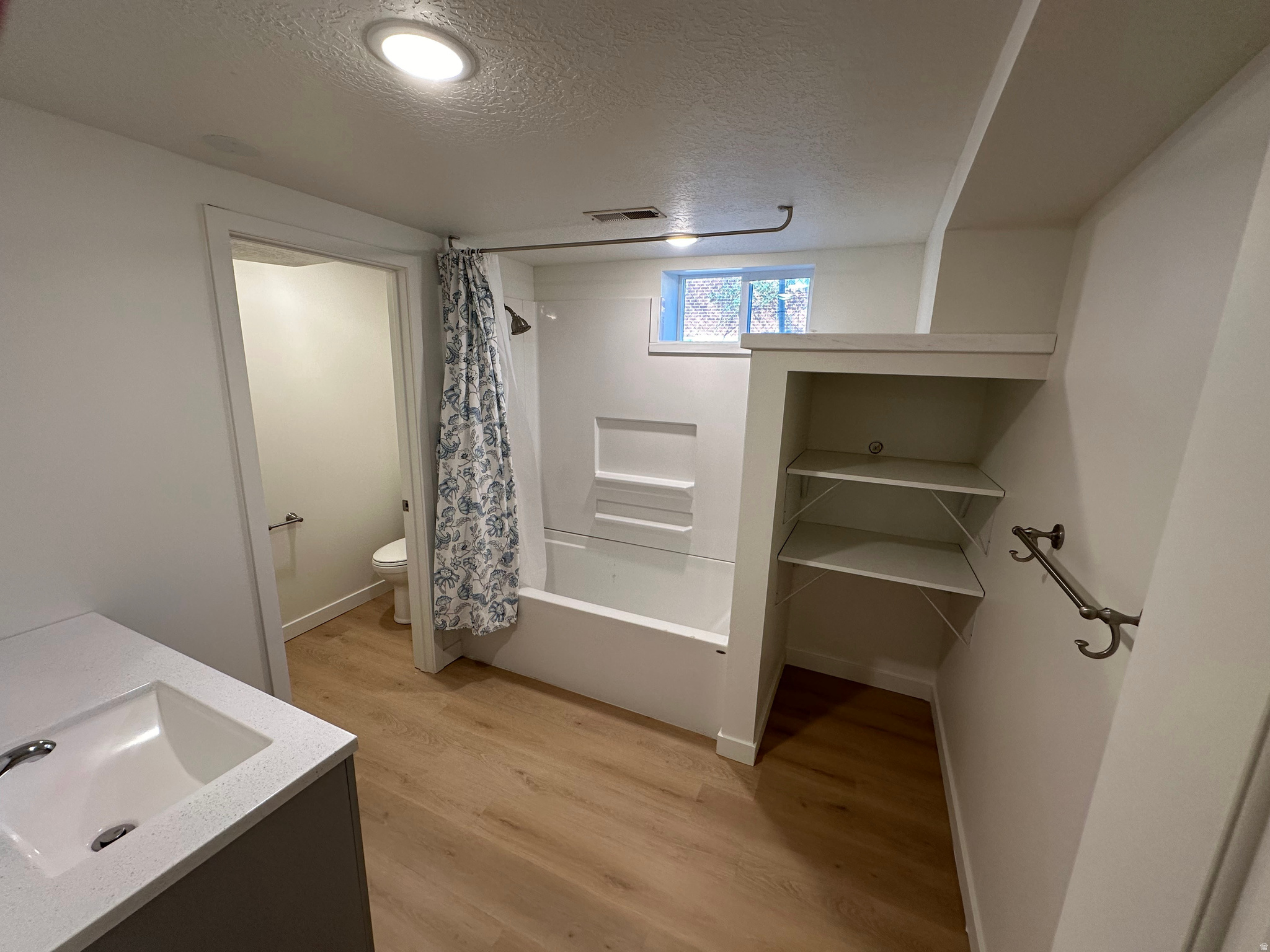 FOREST PLACE - Residential